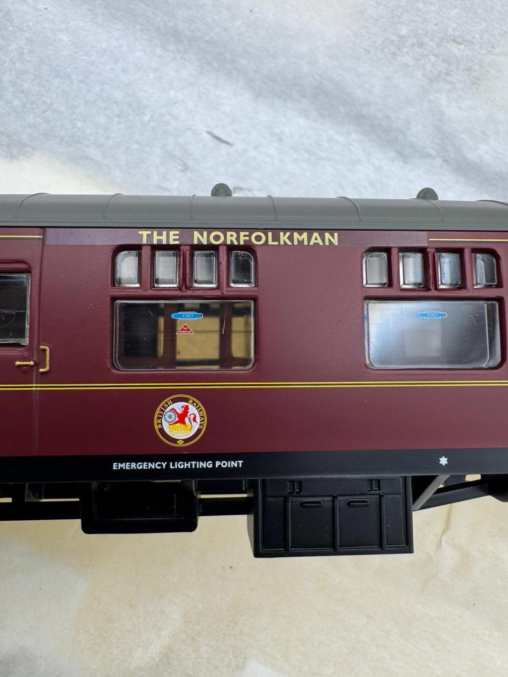 Hornby R2660M 'Black Prince' The Norfolkman Train Pack Britannia Class - New