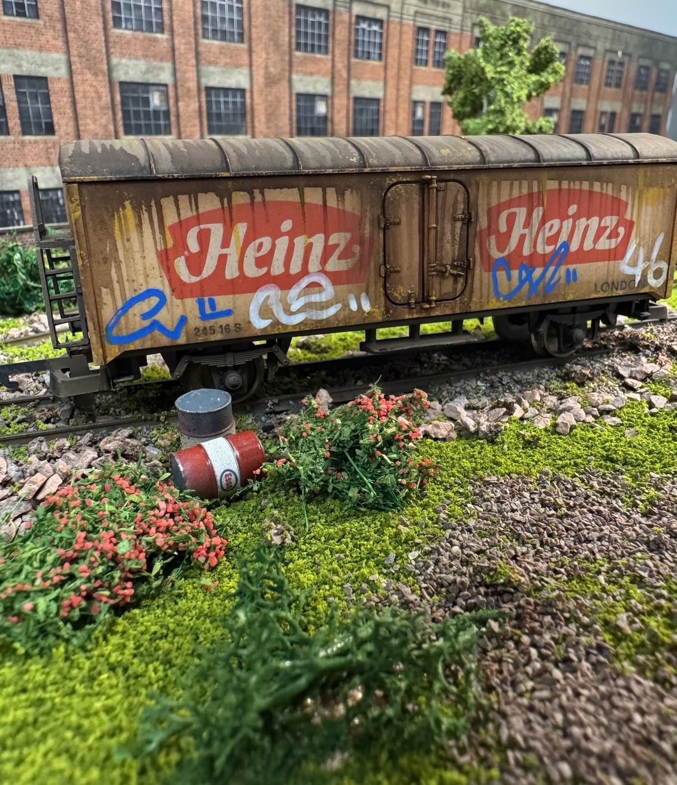 Heavy Weathered Heinz Wagon OO Gauge Train Recreation