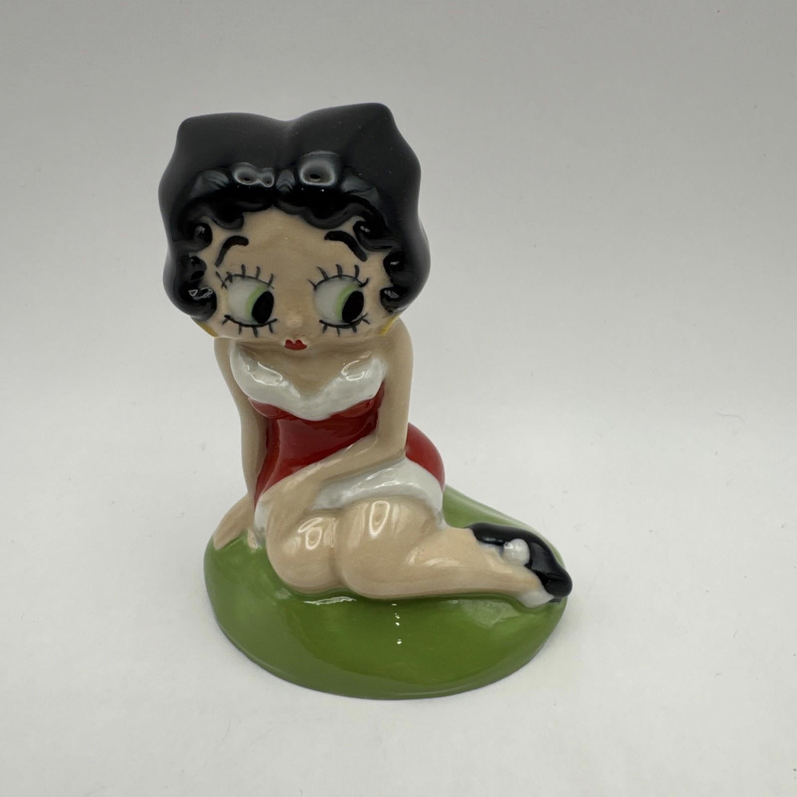 Wade Betty Boop Christmas Surprise Mint Condition Boxed COA Official Product
