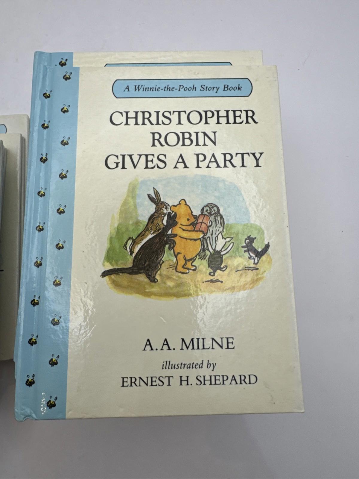 Winnie-the-Pooh and Some Bees A.A. Milne Hardcover Books Methuen 1990 1-19