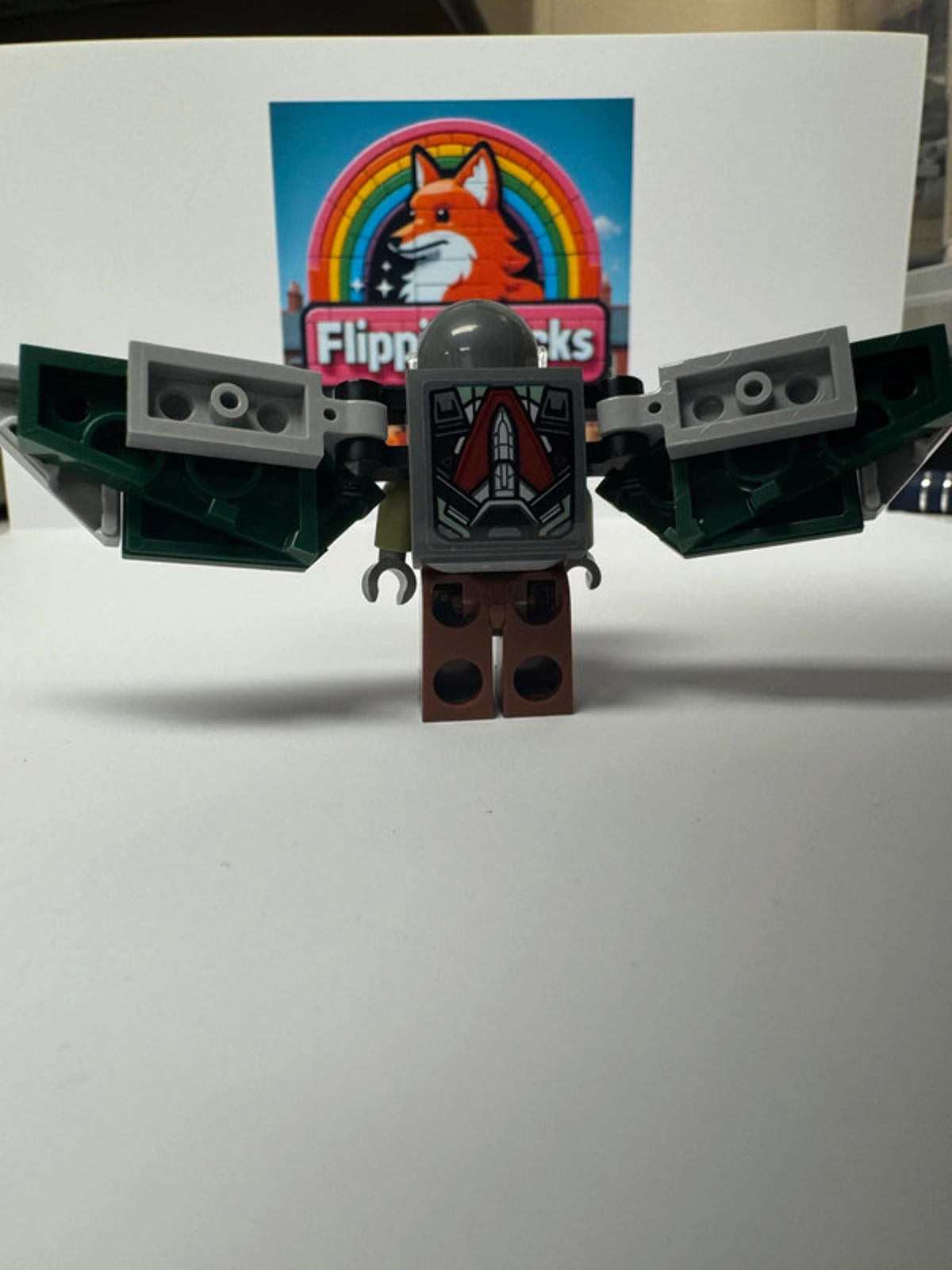 Lego Minifigure Marvel Falcon sh1000 no offers