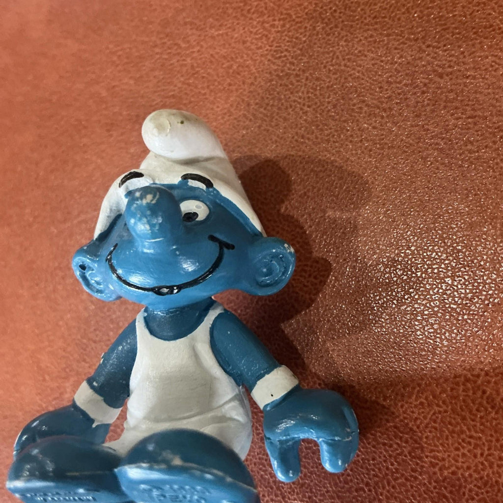 Vintage 1980 Bars Gymnast Smurf 40509 Collectible SM091