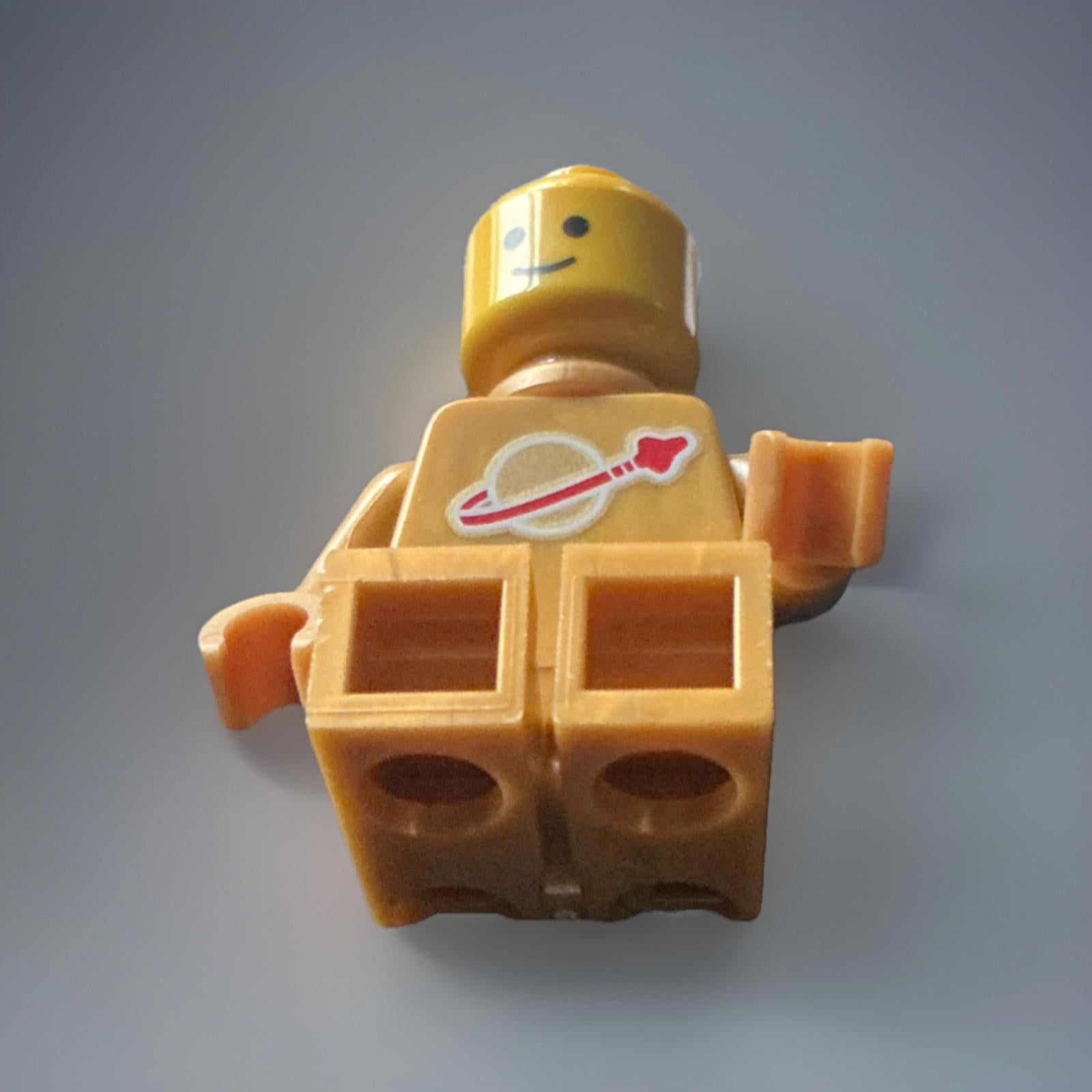 LEGO Ideas Classic Space Astronaut - Gold Mini Figure from set 21358 idea230 New
