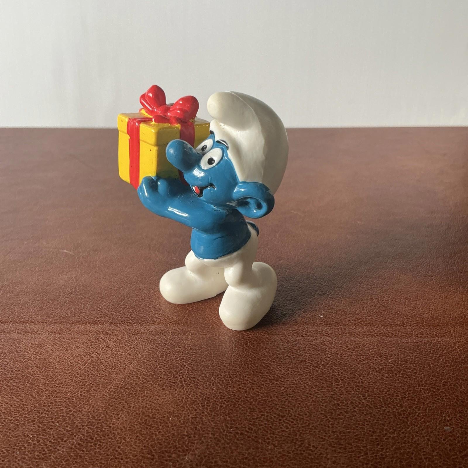 Vintage 1996 McDonald’s Present Smurf Excellent Condition Collectable SM010