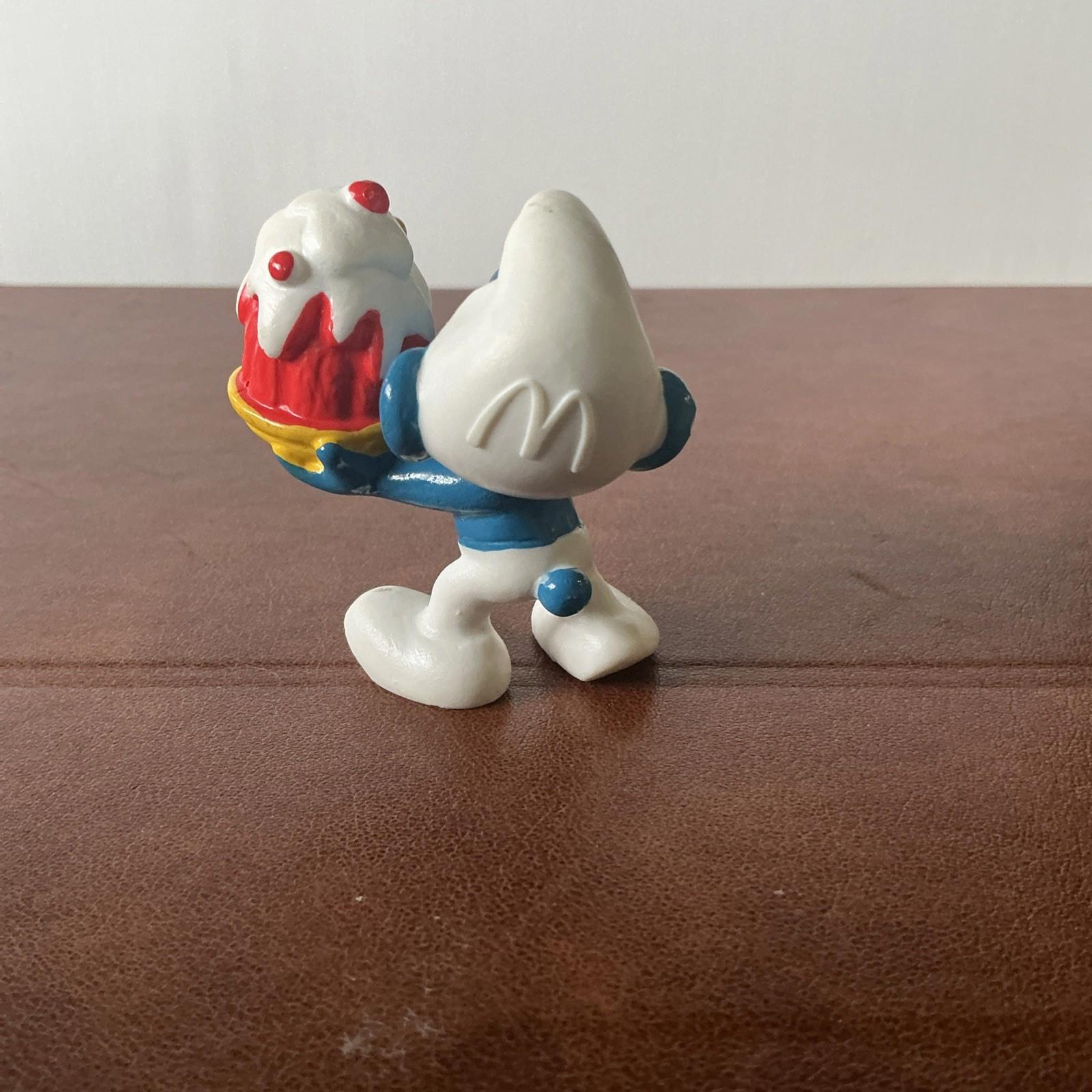 Vintage 1996 McDonalds Greedy Smurf Collectable Excellent Condition SM026