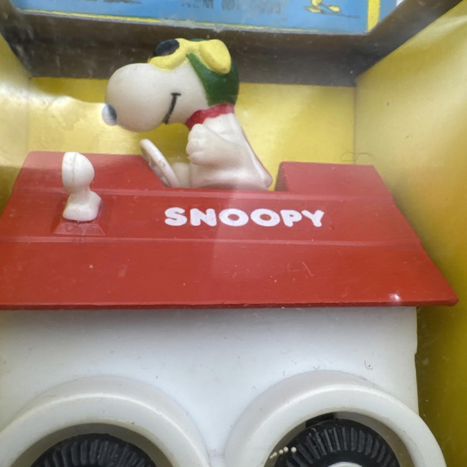 Vintage 1975 Snoopy Friction Toy in Box Peanuts Official Rare Vintage