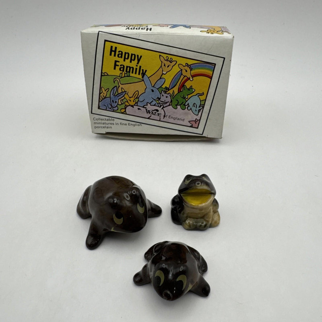 Wade Whimsie Happy Family Frog Set Boxed Great Condition Rare