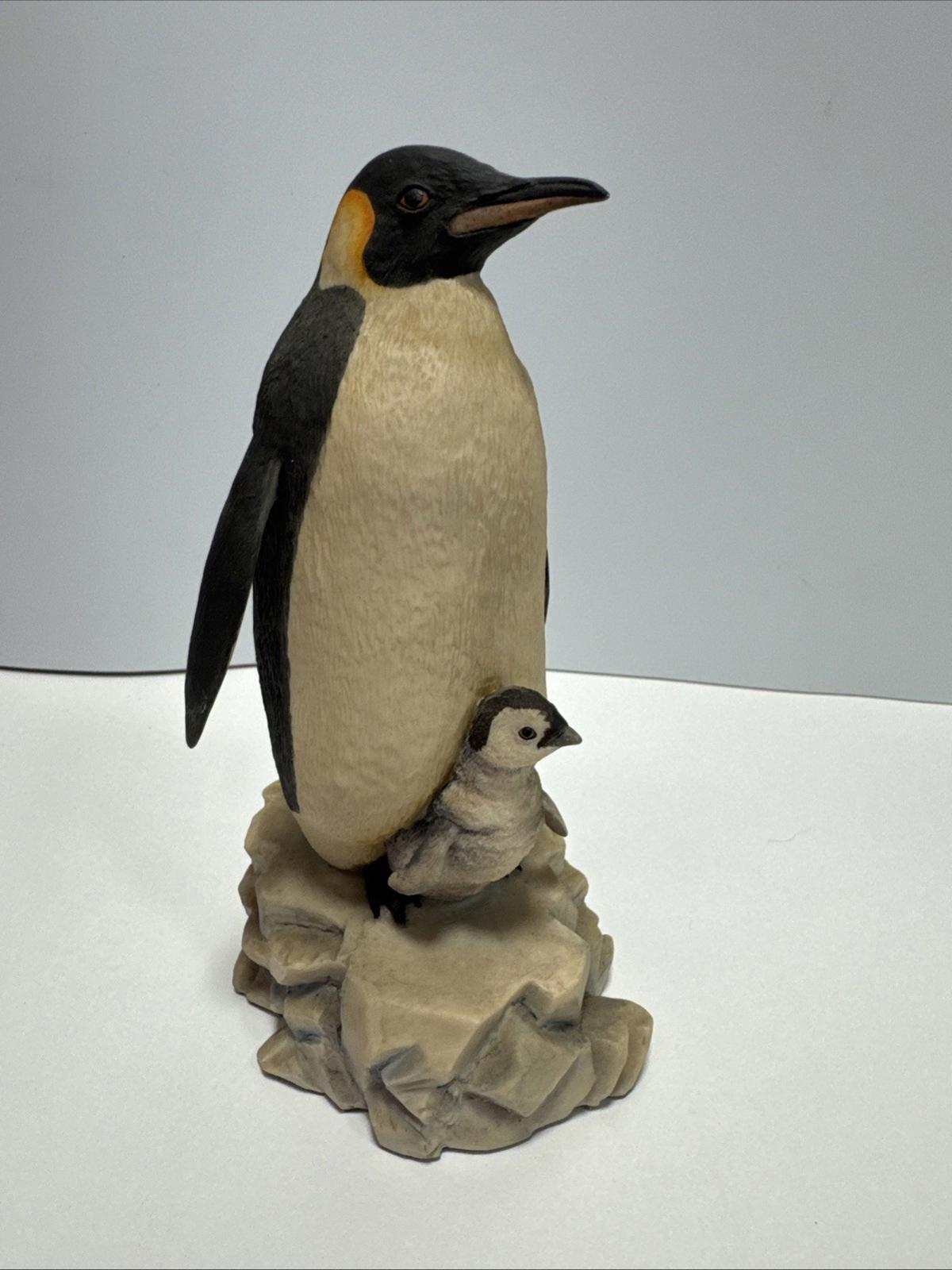Border Fine Arts Emperor Penguin With Chick