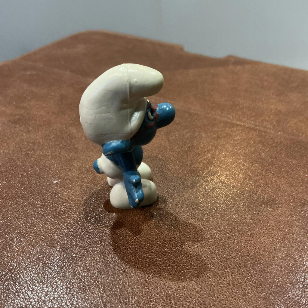Vintage Peyo Brainy Smurf 20006 Red Glasses Rare Collectable SM051