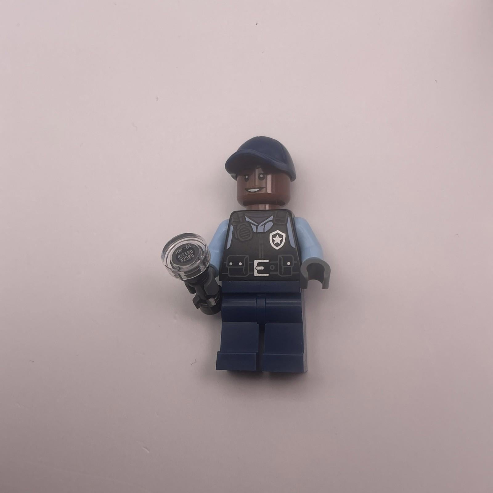 Lego Mini Figure SH 1087 - Female Security Guard - New & Genuine From Set 76300