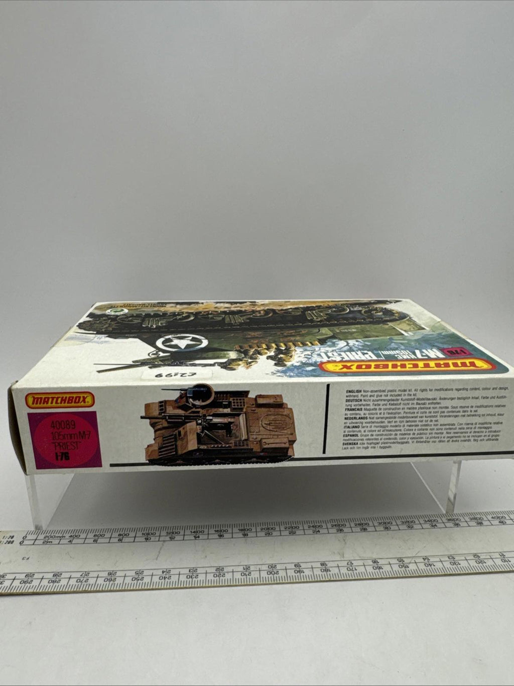 Matchbox M7 HMC 105mm Priest 1:76 Scale Model Kit 40089 Vintage 1974