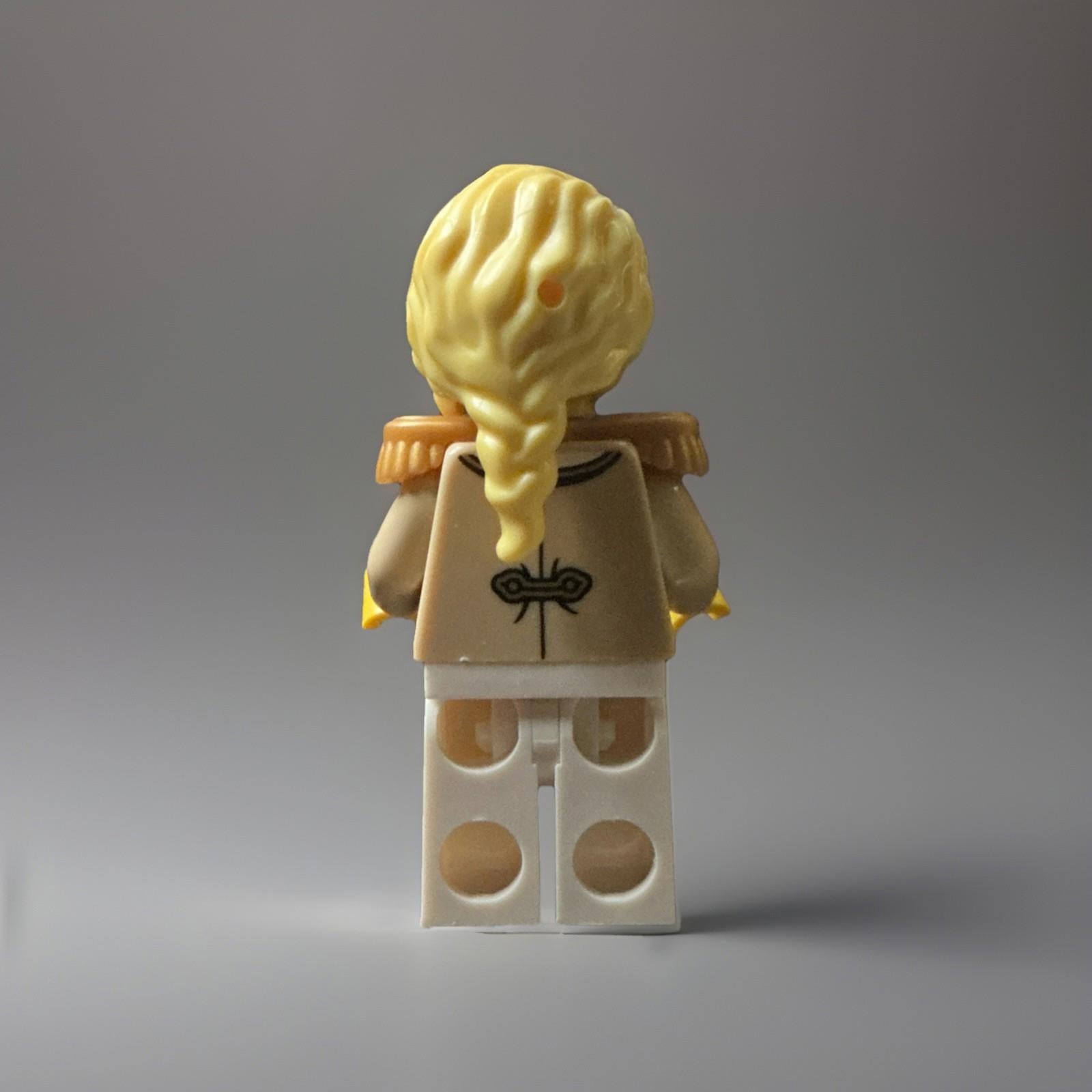 Lego Mini figure - Pirate Camilla Idea 228 - New - Genuine - From Set 21358