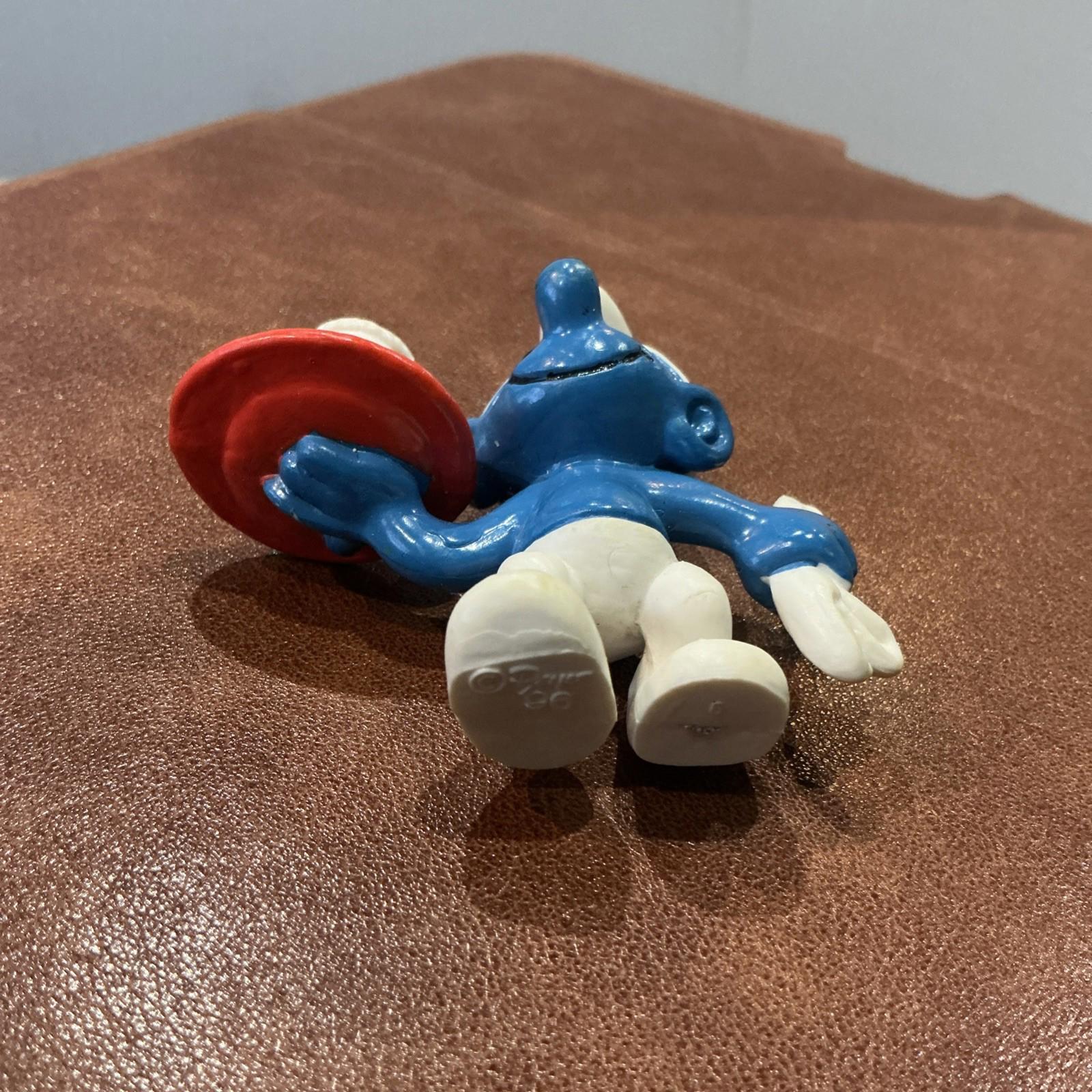 1996 McDonald's Vintage Waiter Smurf Collectable SM044