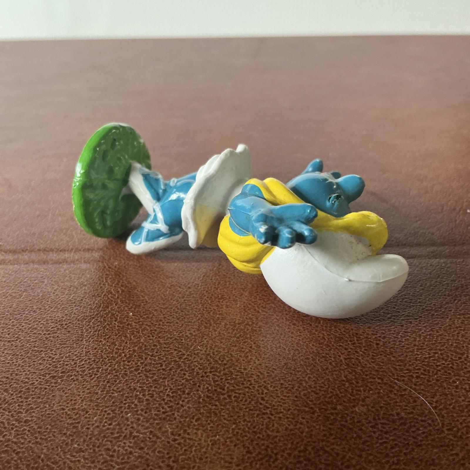 Vintage Ballerina Smurfette Smurf  20098 Collectable SM017