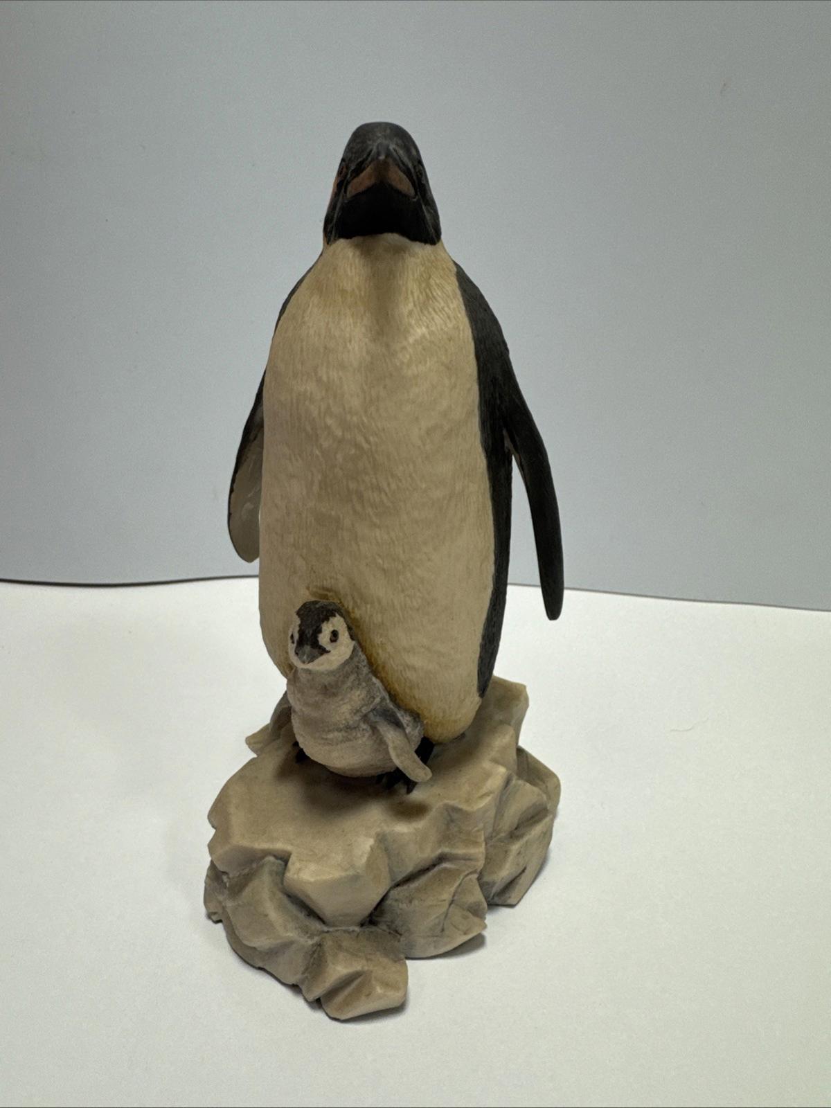 Border Fine Arts Emperor Penguin With Chick