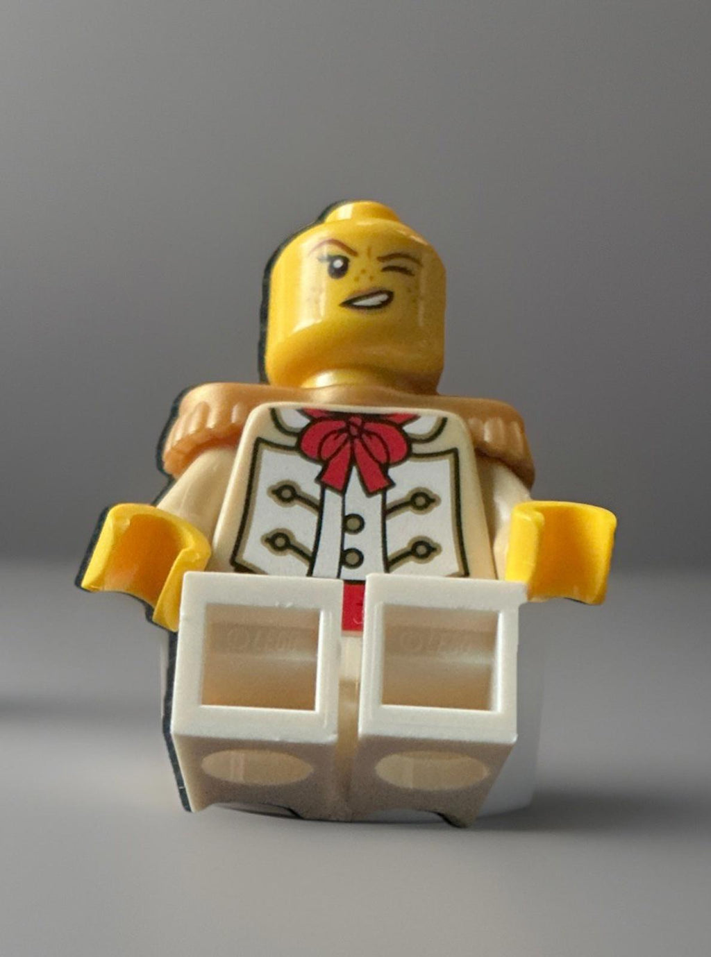 Lego Mini figure - Pirate Camilla Idea 228 - New - Genuine - From Set 21358