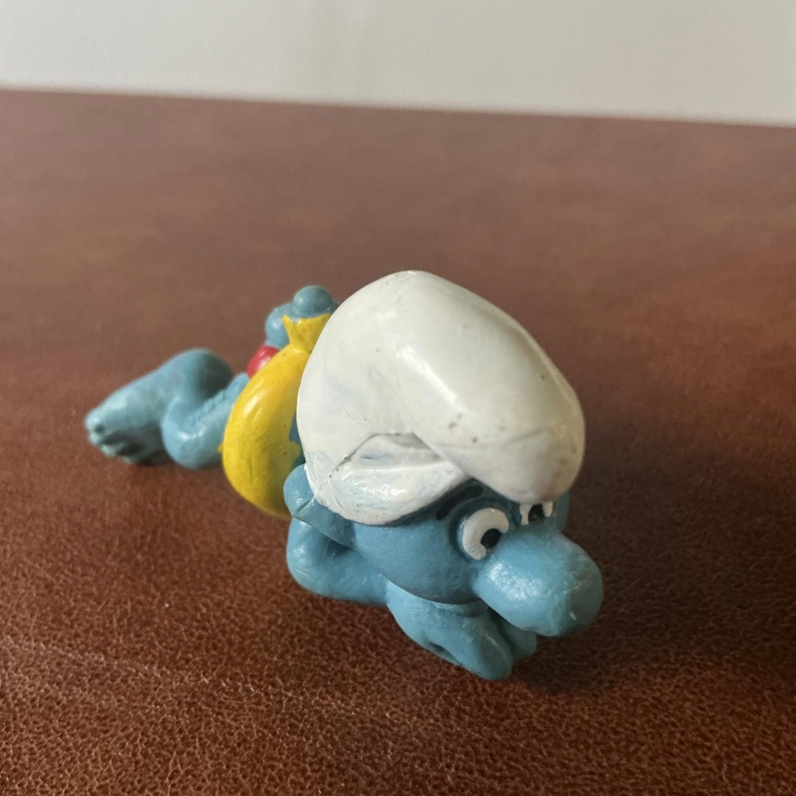 Vintage Swimming Smurf 20025 Collectable Rare SM030