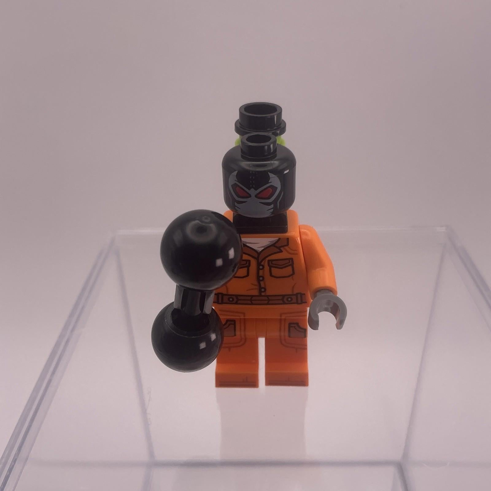 Lego Mini Figure SH 1084 - Band - New - Genuine From Set 76300