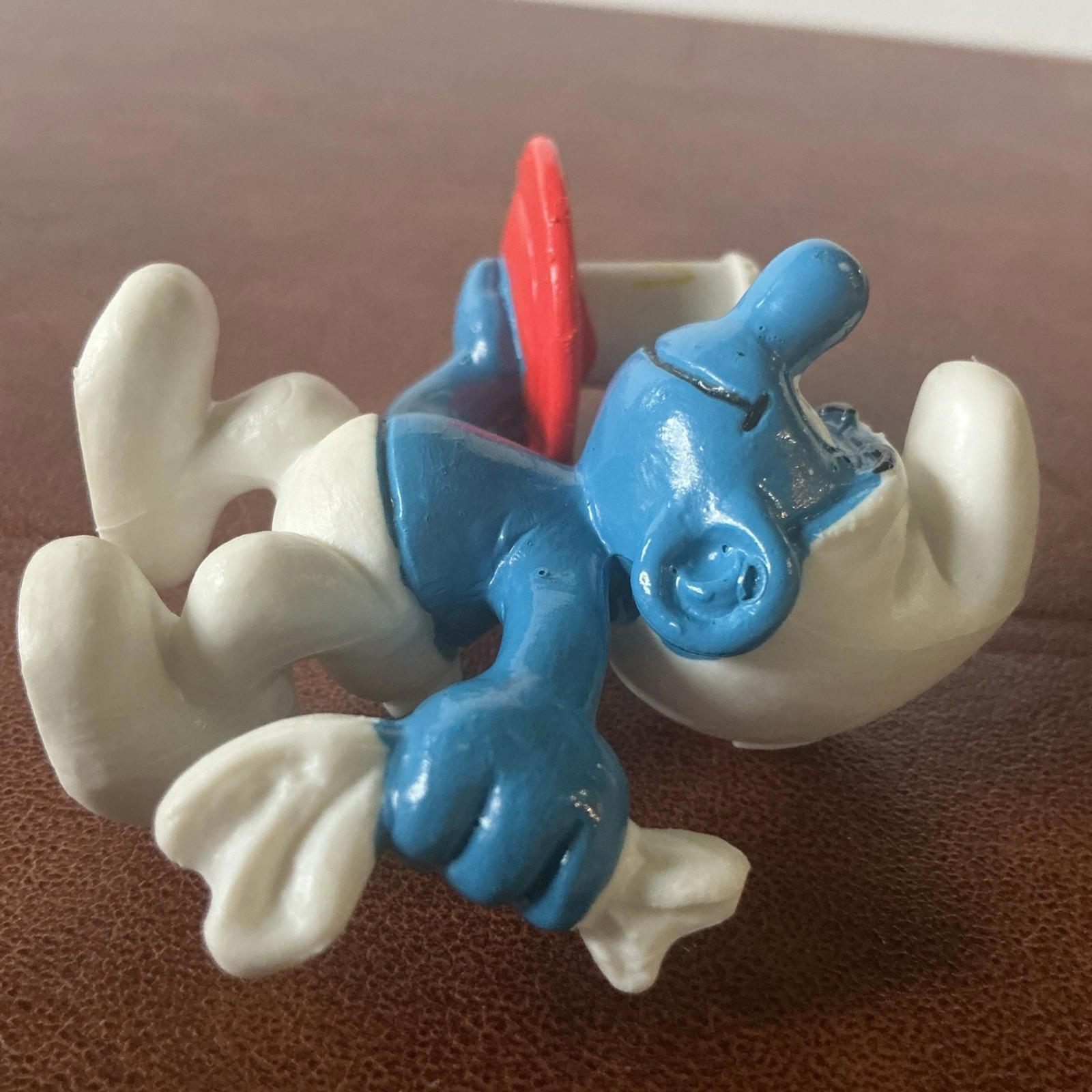 1996 McDonalds  Vintage Milkshake Waiter Smurf VGC Collectable SM028