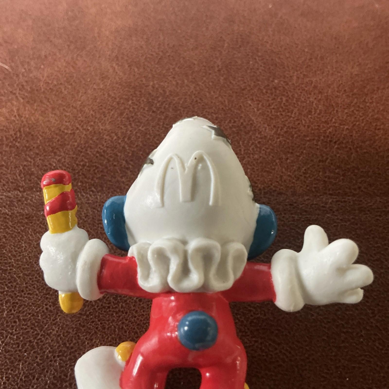Vintage 1996 McDonalds Clown Smurf Peyo 1996 Excellent Condition SM012