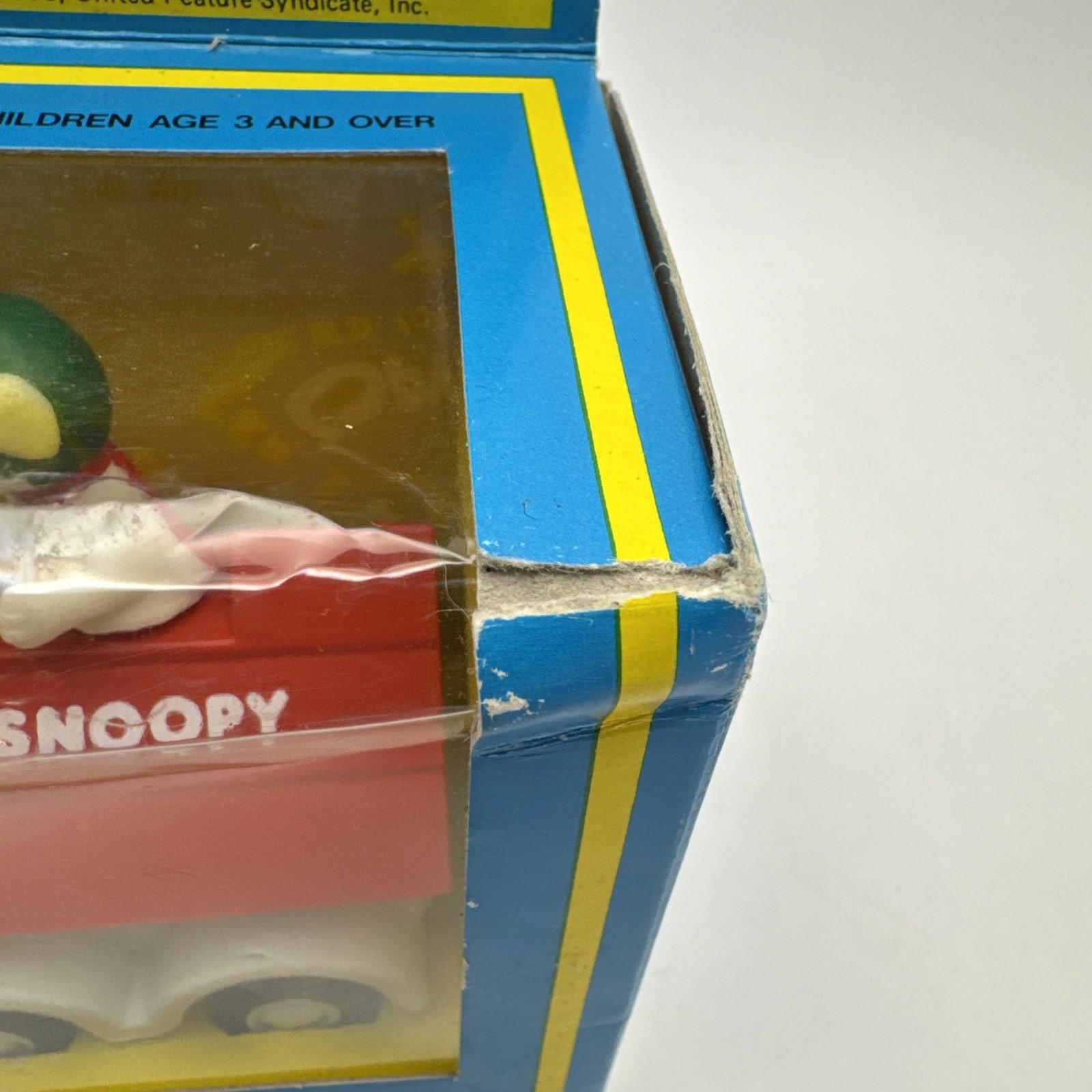 Vintage 1975 Snoopy Friction Toy in Box Peanuts Official Rare Vintage