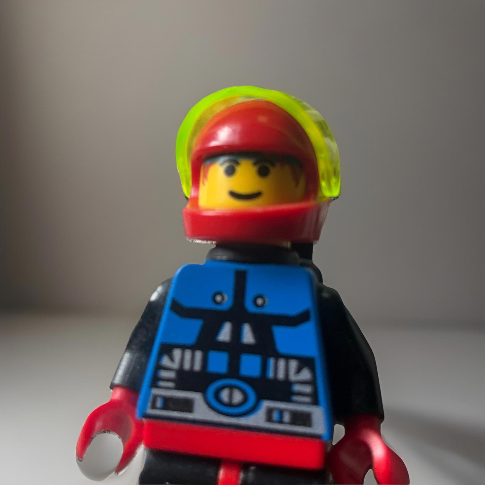 Lego - Spyrius - Genuine Minifigure (sp039)