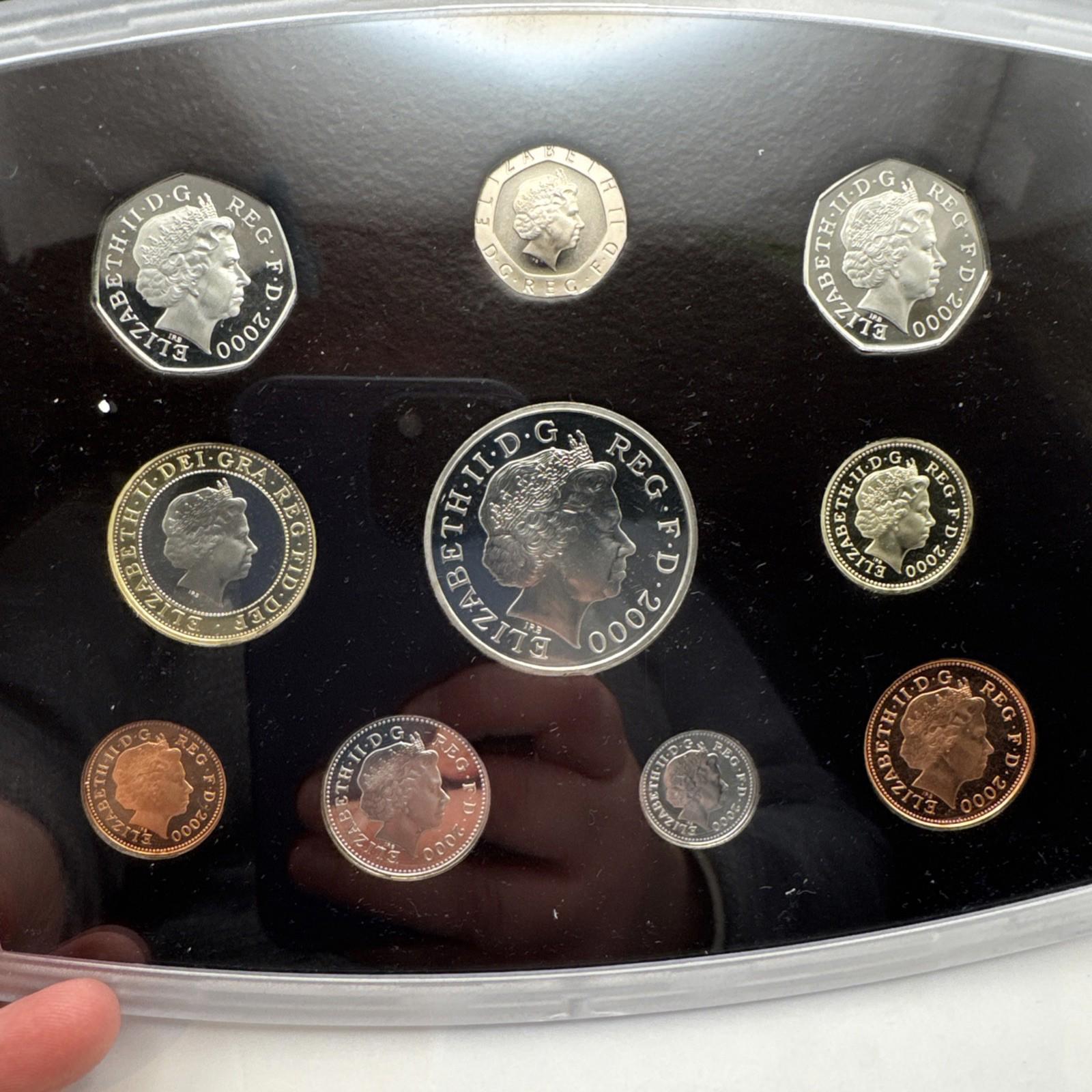 2000 Royal Mint United Kingdom Proof Coin Set Excellent Condition