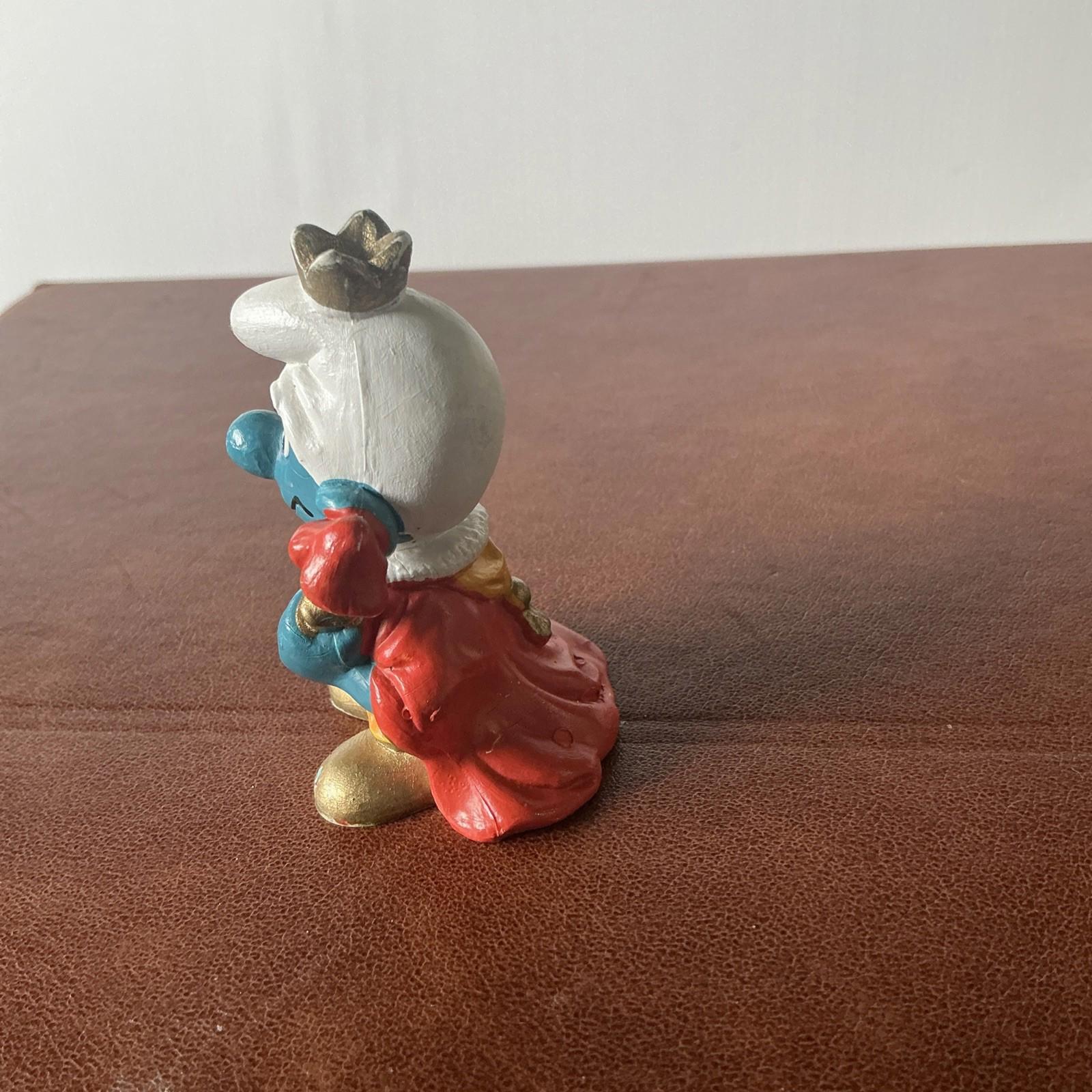 Vintage Original 1980s Peyo King Smurf 20046 Rare Collectable SM003