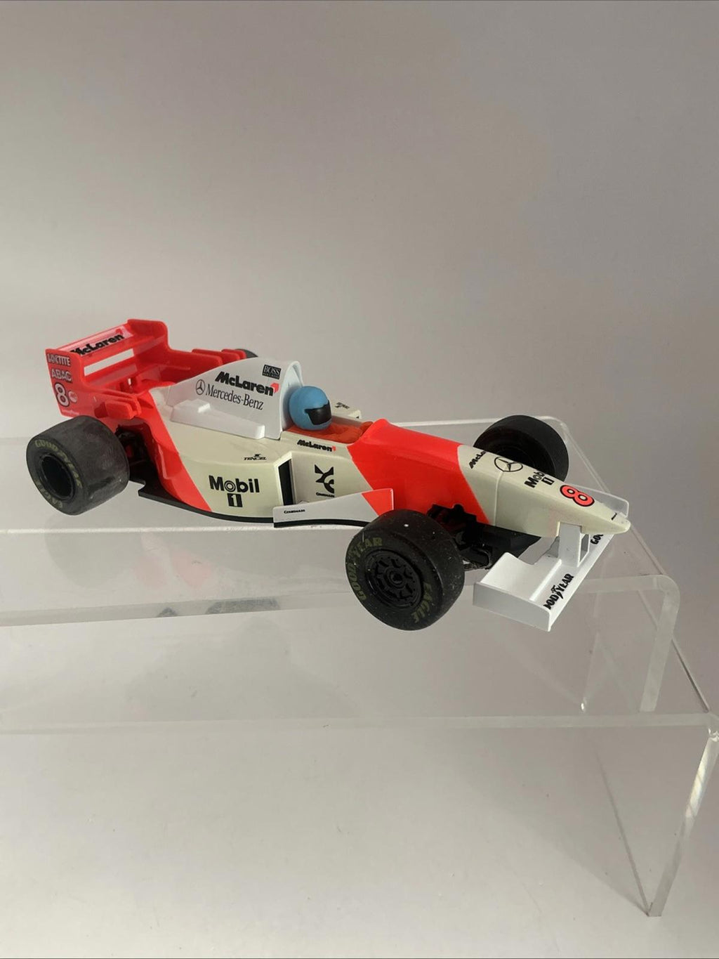 Scalextric C 2004 McLaren F1 No 8 VGC Blue Helmet Boxed Slot Cars