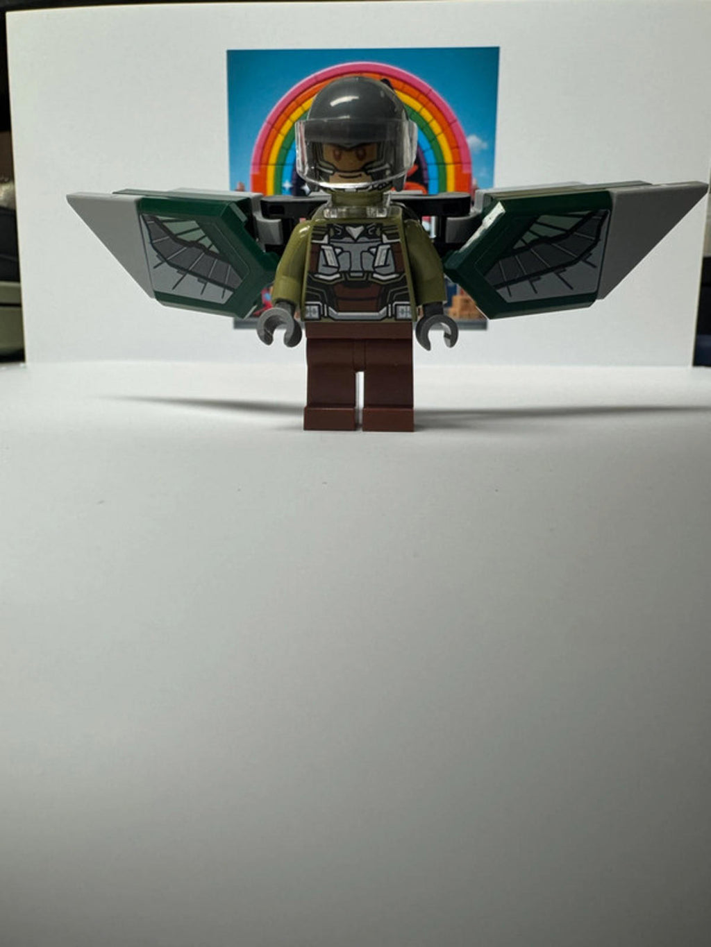 Lego Minifigure Marvel Falcon sh1000 no offers