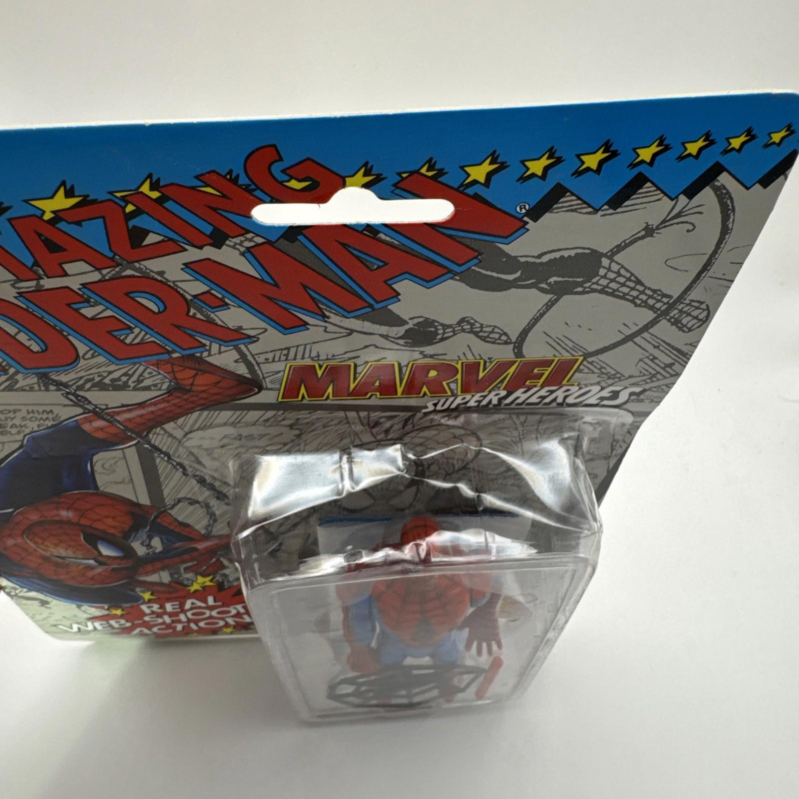 Marvel Super Heroes Spider-Man Action Figure [Web-Shooting Action]
