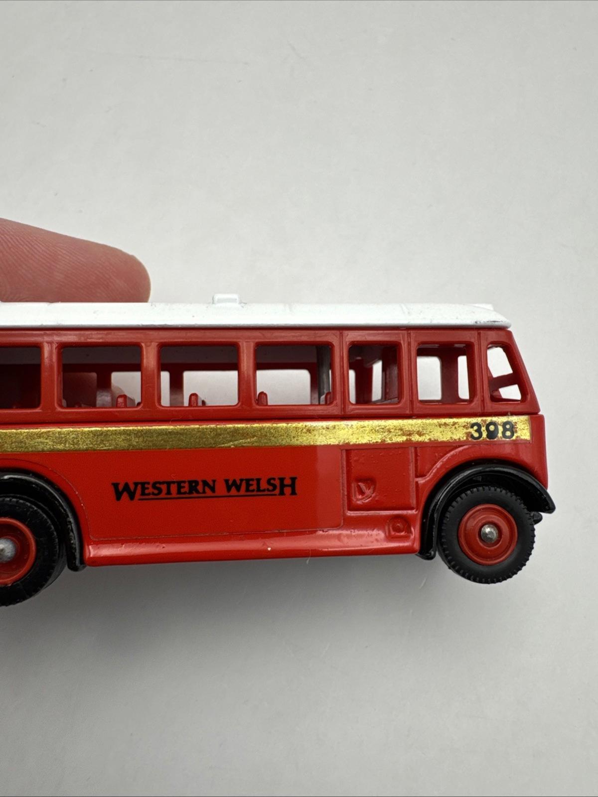 GB Models Western Welsh With Certificate Model Bus 1993 Lledo