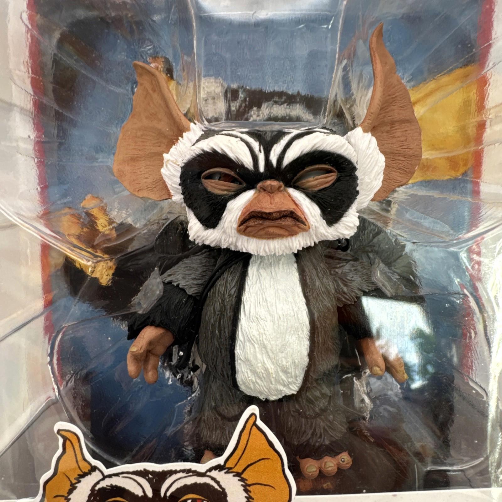 NECA Official Gremlins 2 Action Figure George The Mogwai Brand New