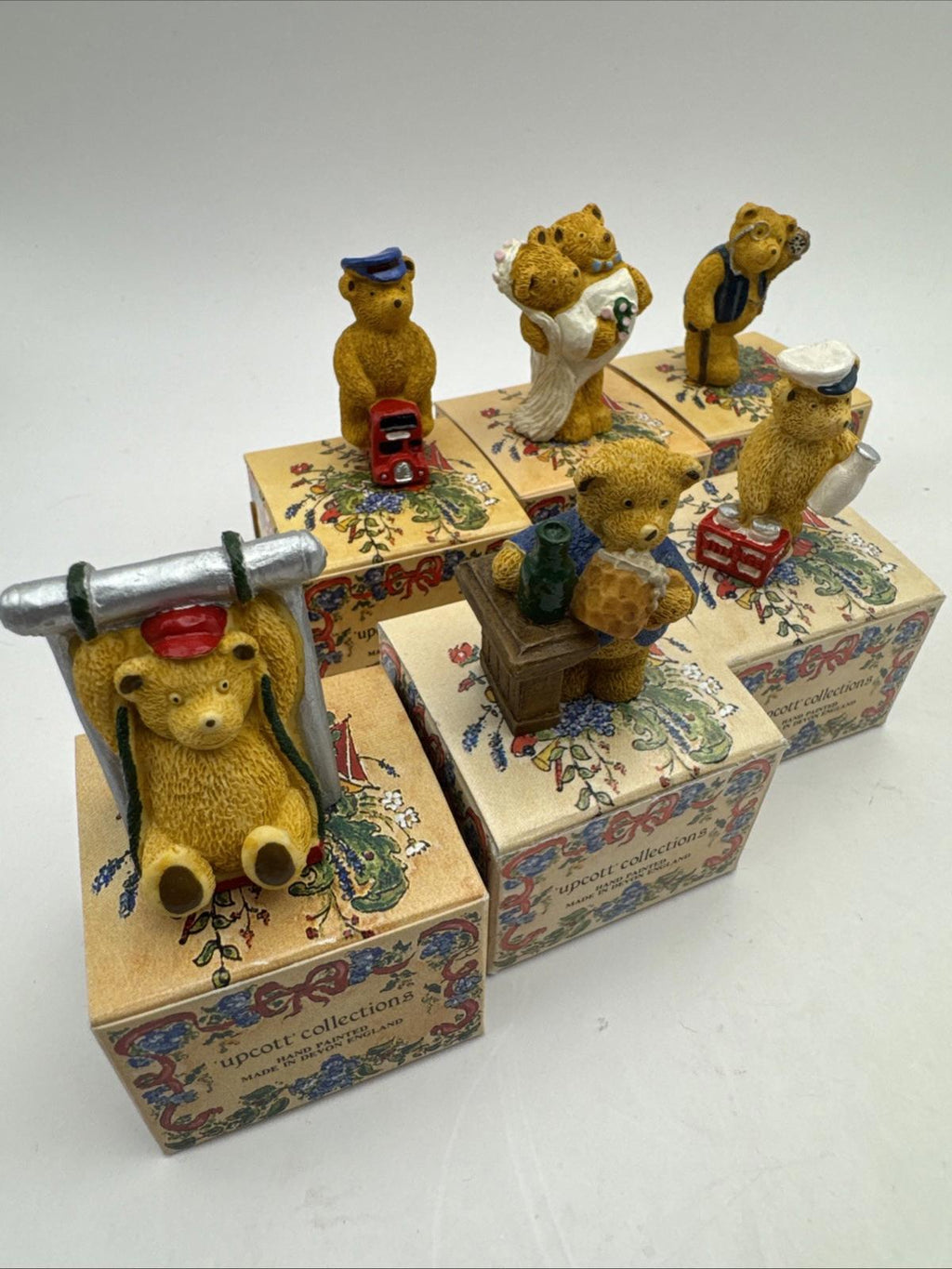 6 x Vintage R&R Hill Bears Upcott Collection Hand Painted VGC  Boxed