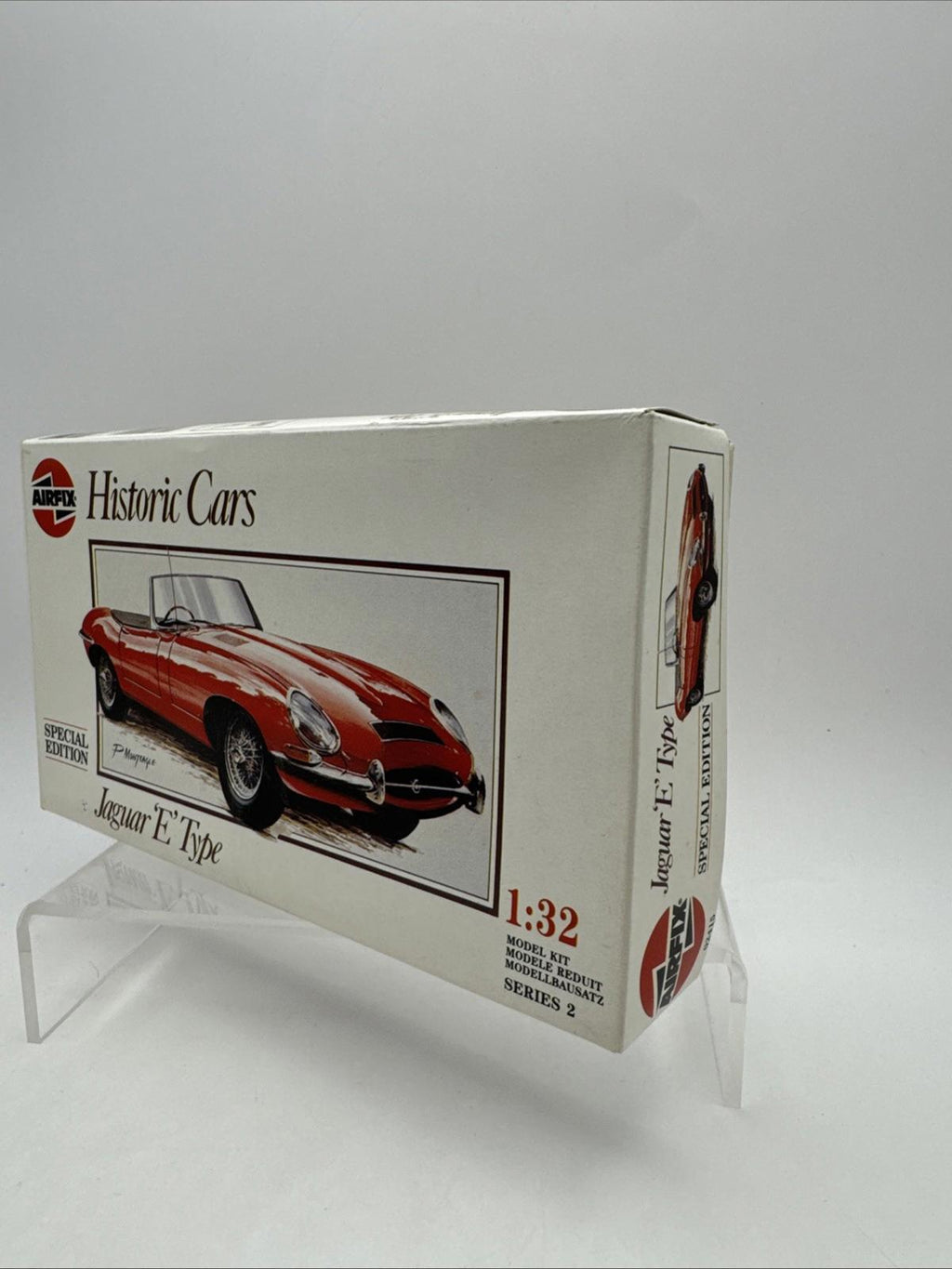 Airfix02415 1:32 Scale Jaguar E Type Special Edition Model Kit