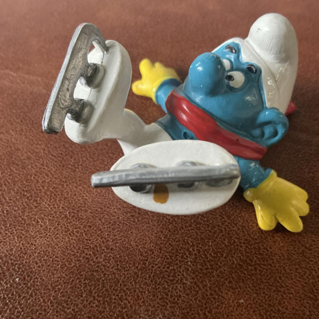 1980 Vintage Ice Skater Smurf 20121 Rare Collectable SM021