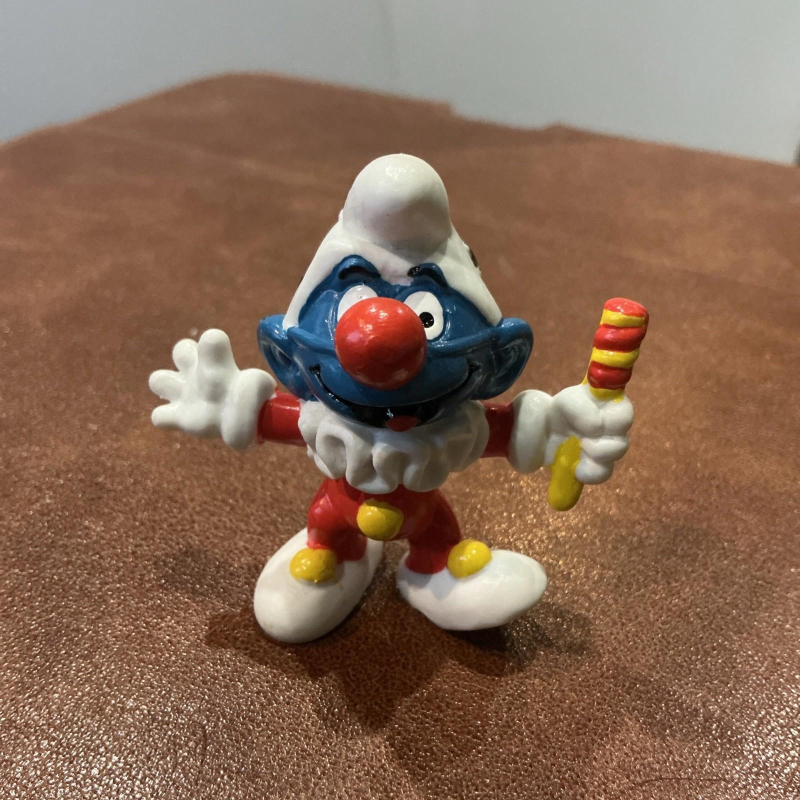 1996 McDonald’s Clown Smurf Collectable SM043