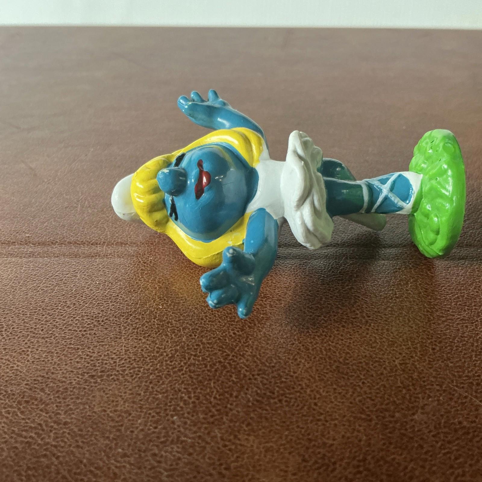 Vintage Ballerina Smurfette Smurf  20098 Collectable SM017