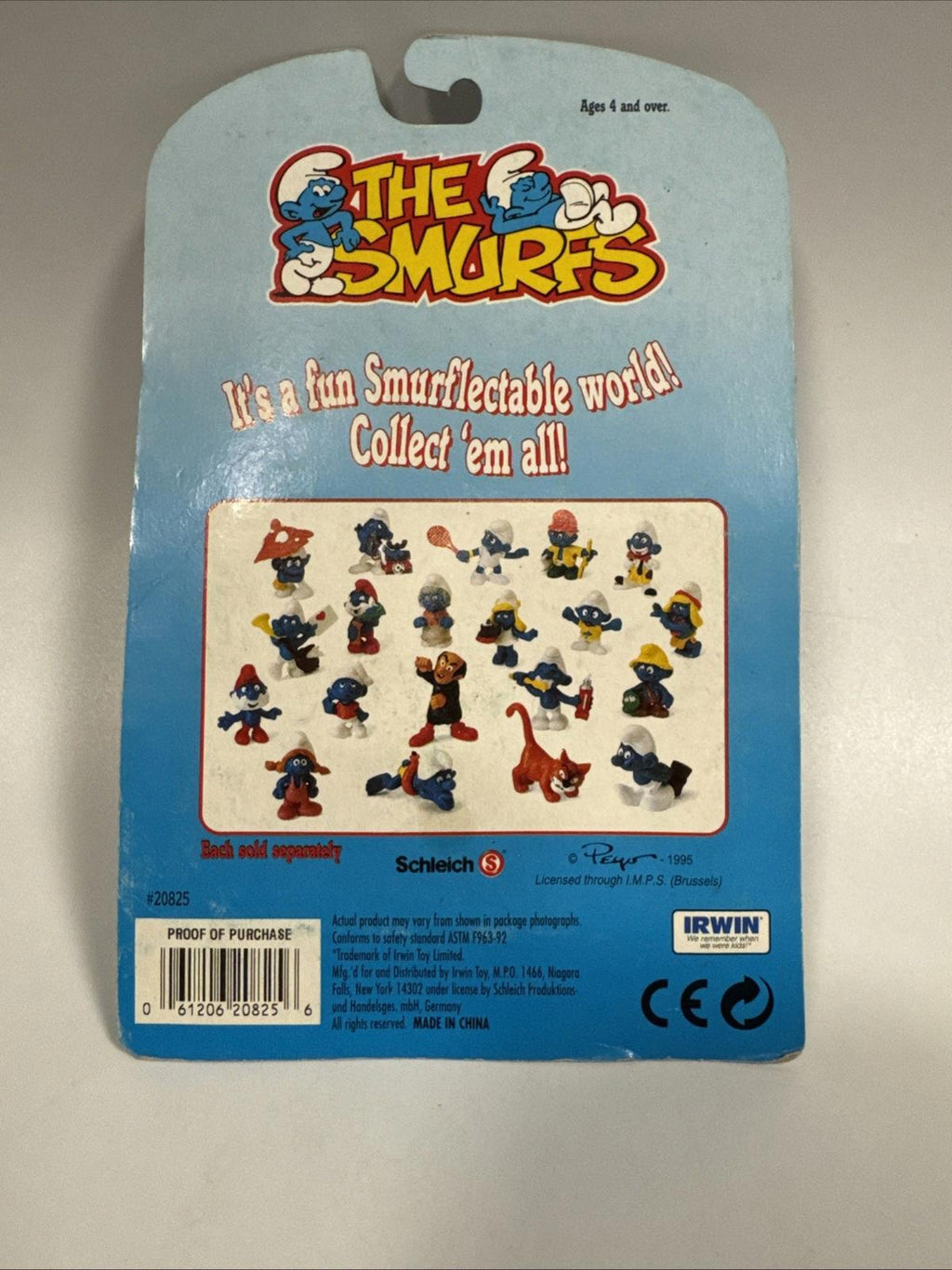 Smurf The Smurfs Tennis Player PVC Toy Figure Irwin Peyo 1995 Carded Figure