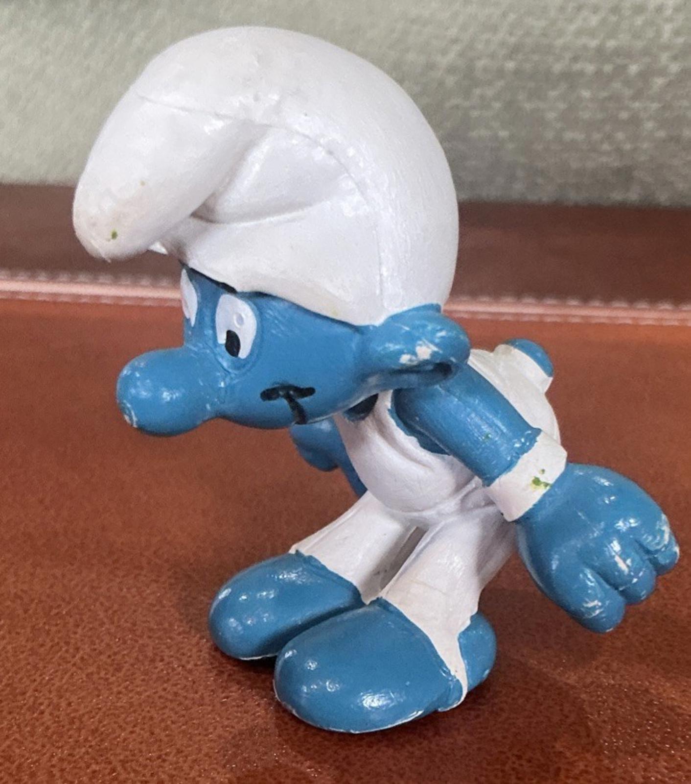 Vintage 1980 Bars Gymnast Smurf 40509 Collectible SM091