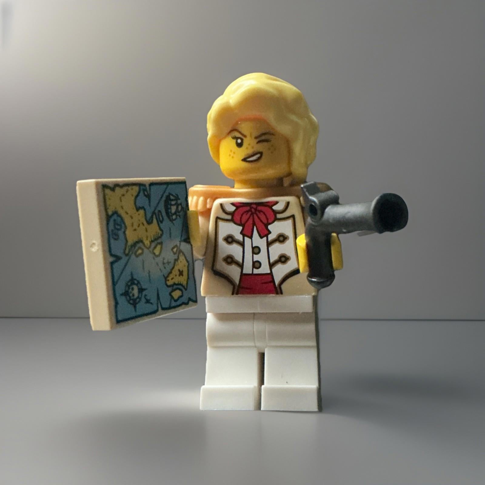 Lego Mini figure - Pirate Camilla Idea 228 - New - Genuine - From Set 21358
