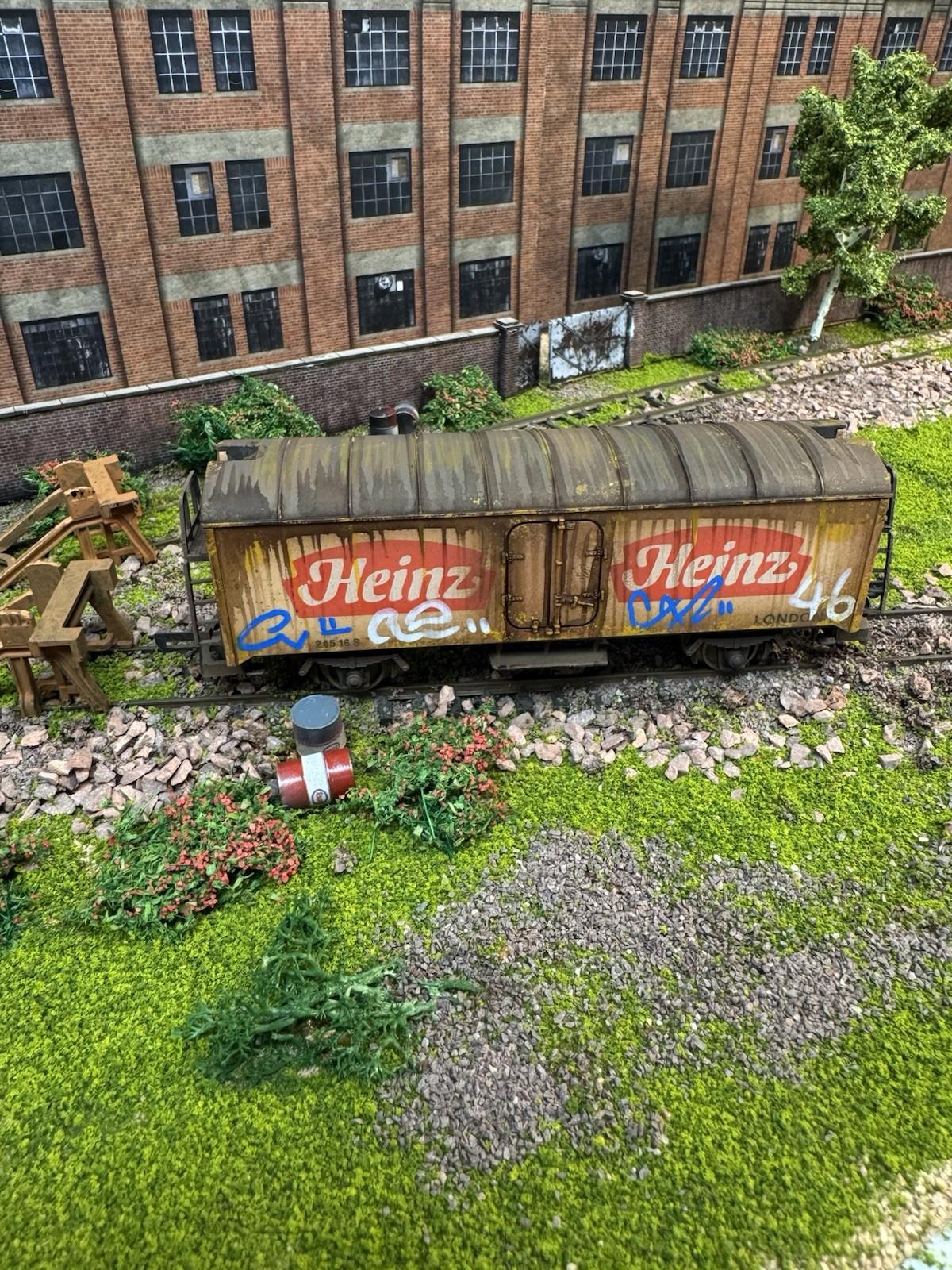 Heavy Weathered Heinz Wagon OO Gauge Train Recreation