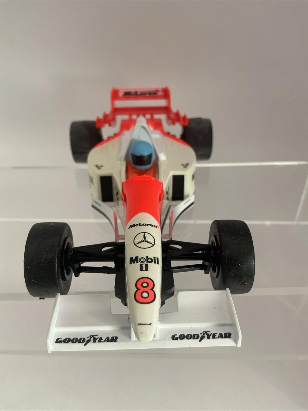 Scalextric C 2004 McLaren F1 No 8 VGC Blue Helmet Boxed Slot Cars