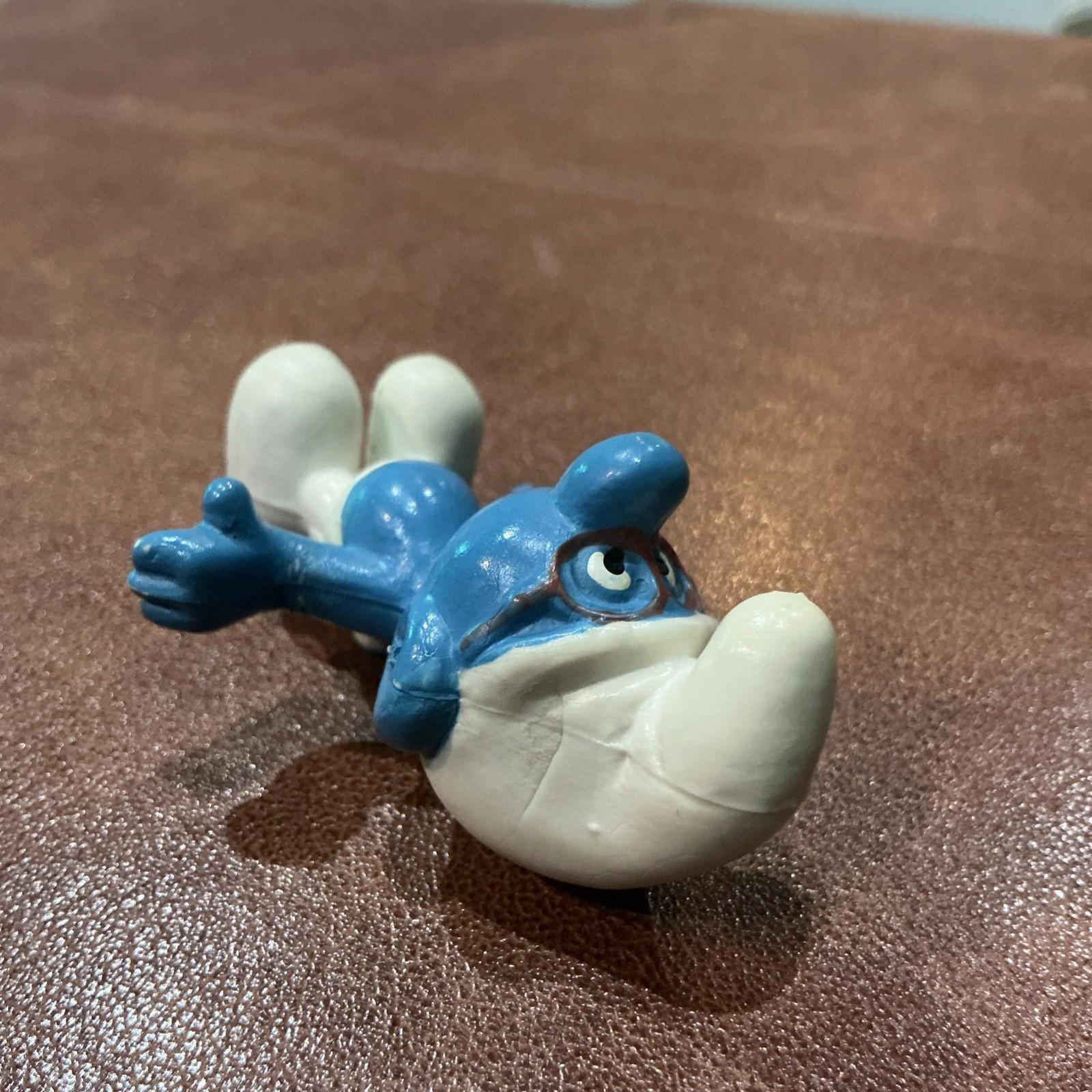 Vintage Peyo Brainy Smurf 20006 Red Glasses Rare Collectable SM051