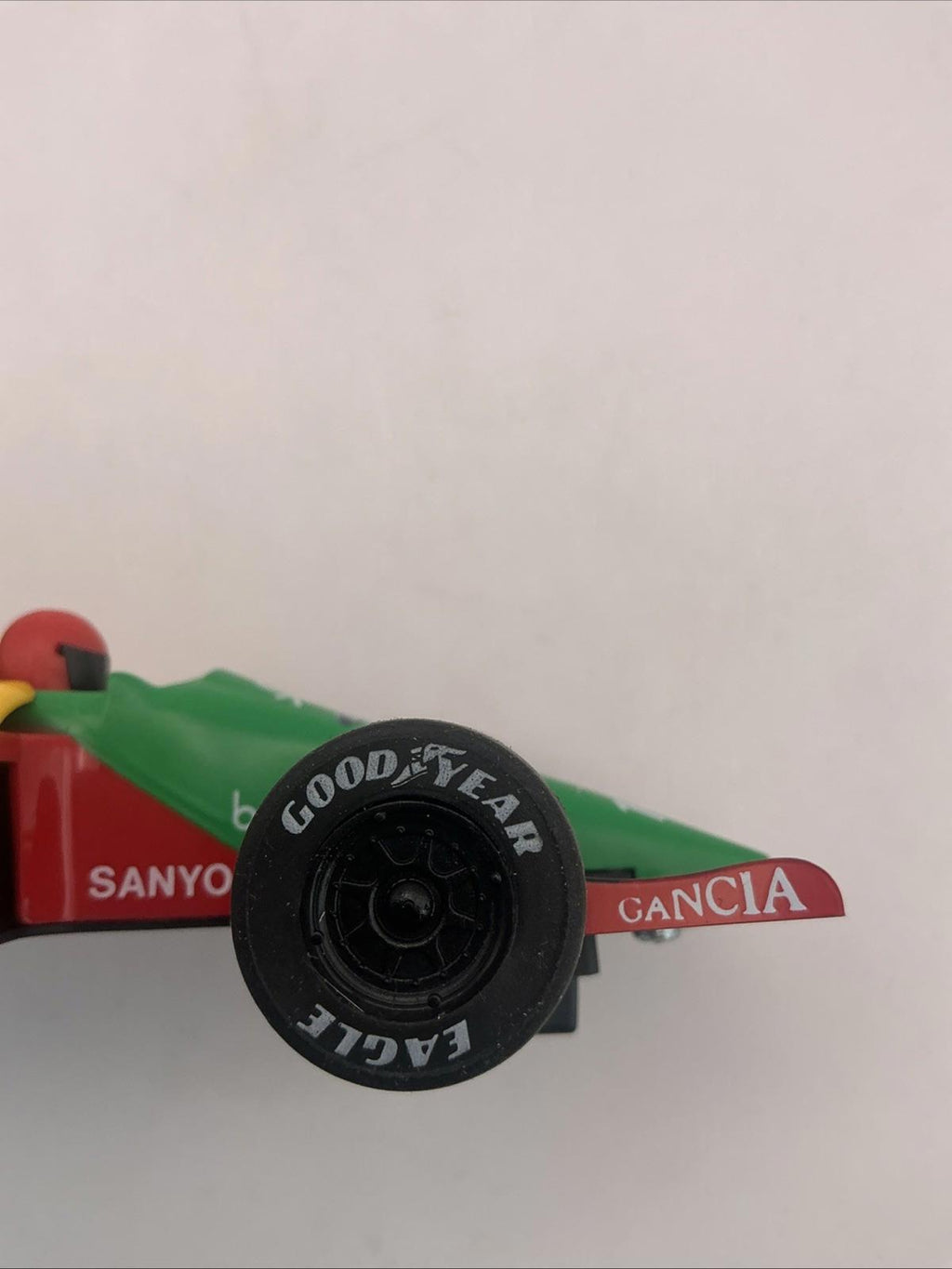 Scalextric C461 Benetton Ford B189 No. 19 Formula 1 Car Red Helmet Slot Car Box