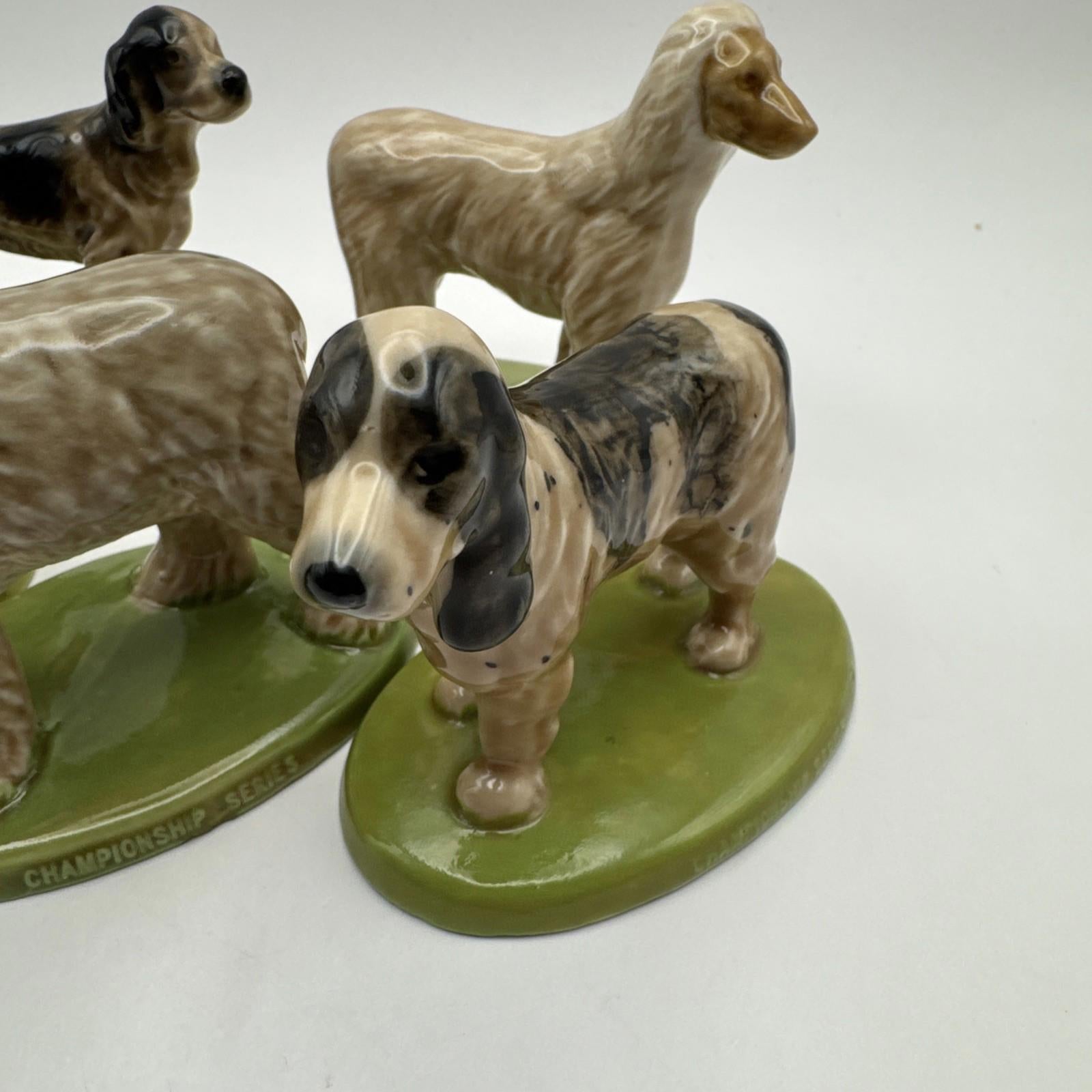 Wade Dog Championship Series 1975-1981 X 5 Excellent Condition