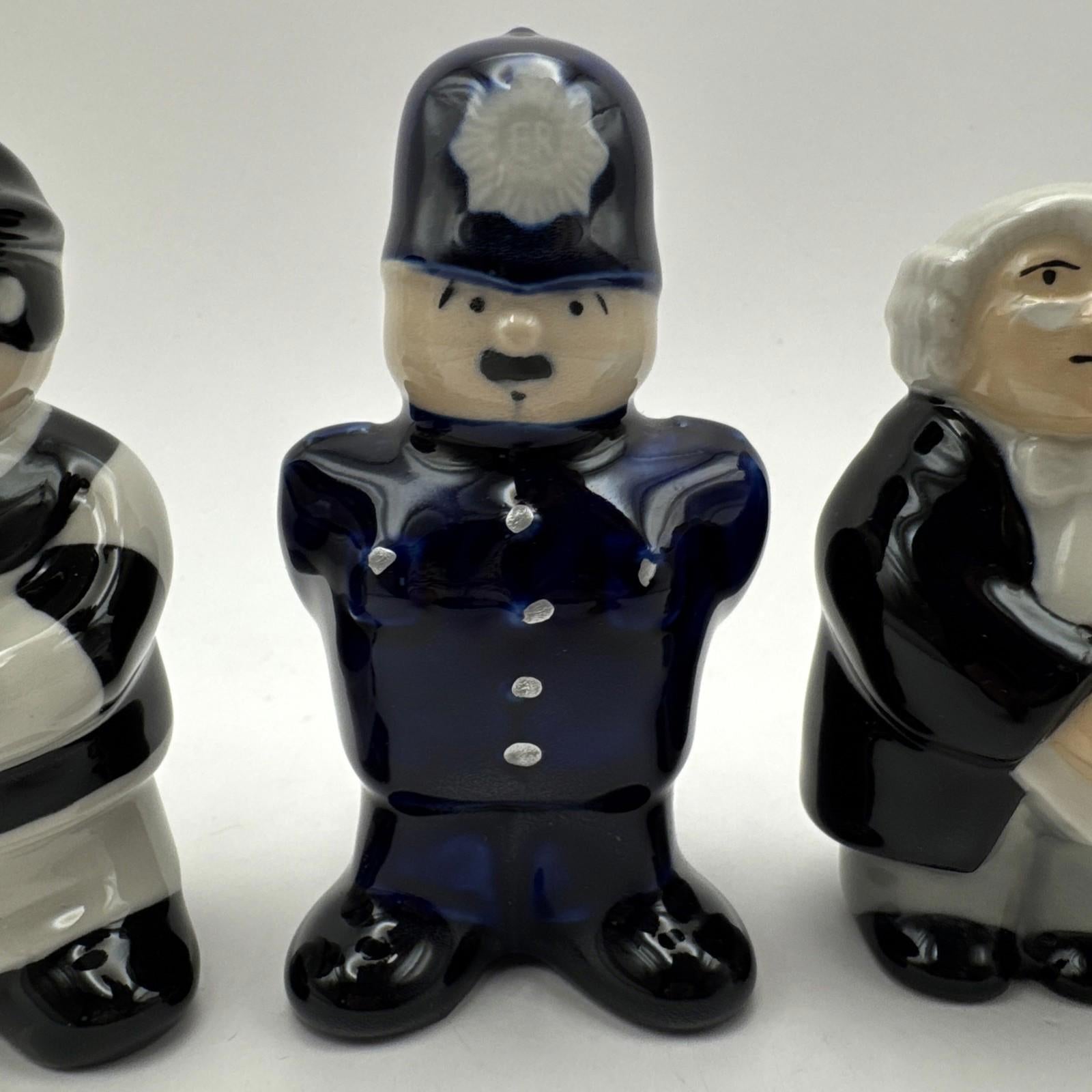 Wade Long Arm Of The Law Figurines X 4 Set Unboxed Mint Rare