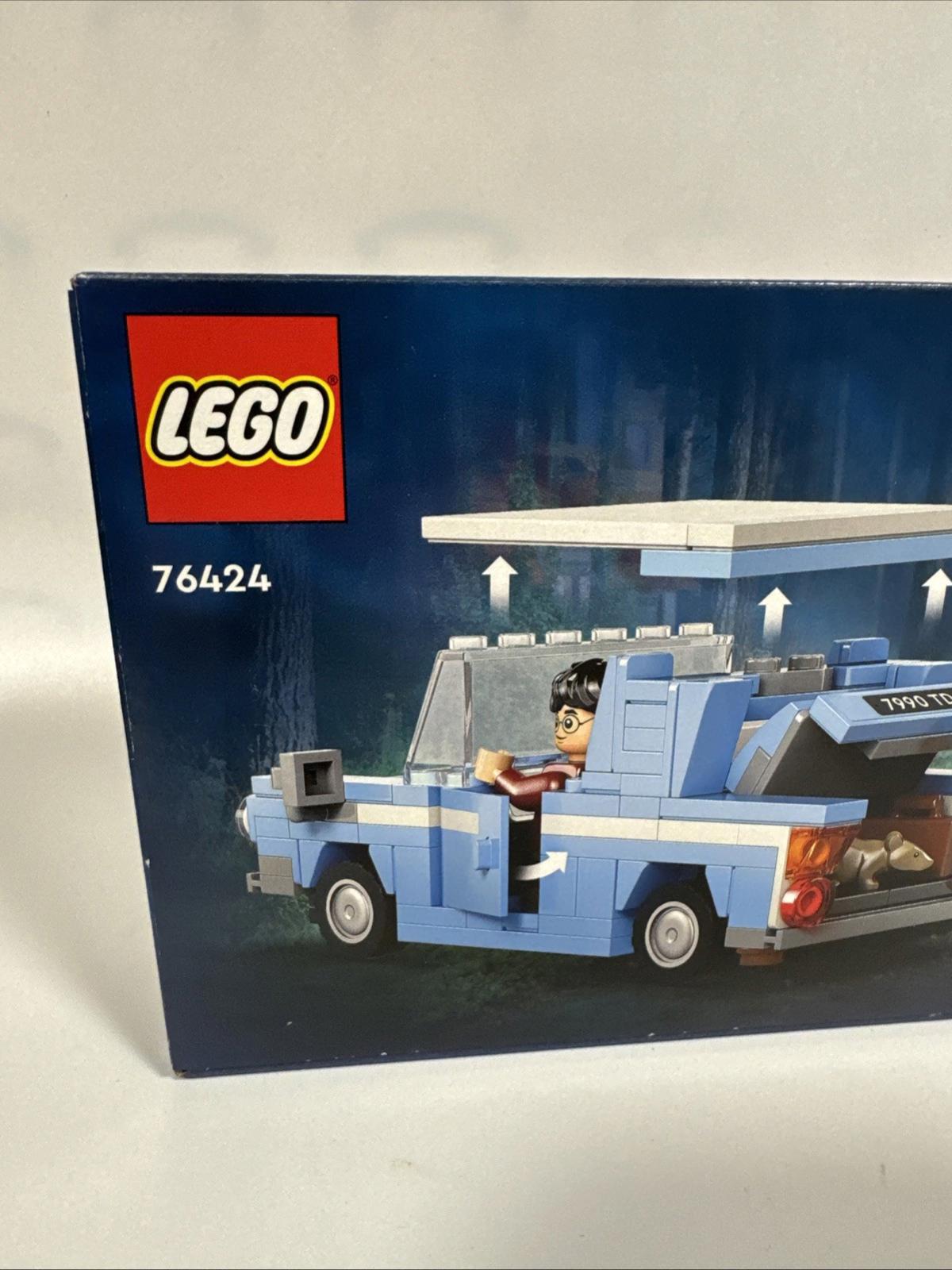 LEGO Harry Potter Flying Ford Anglia Car Toy 76424