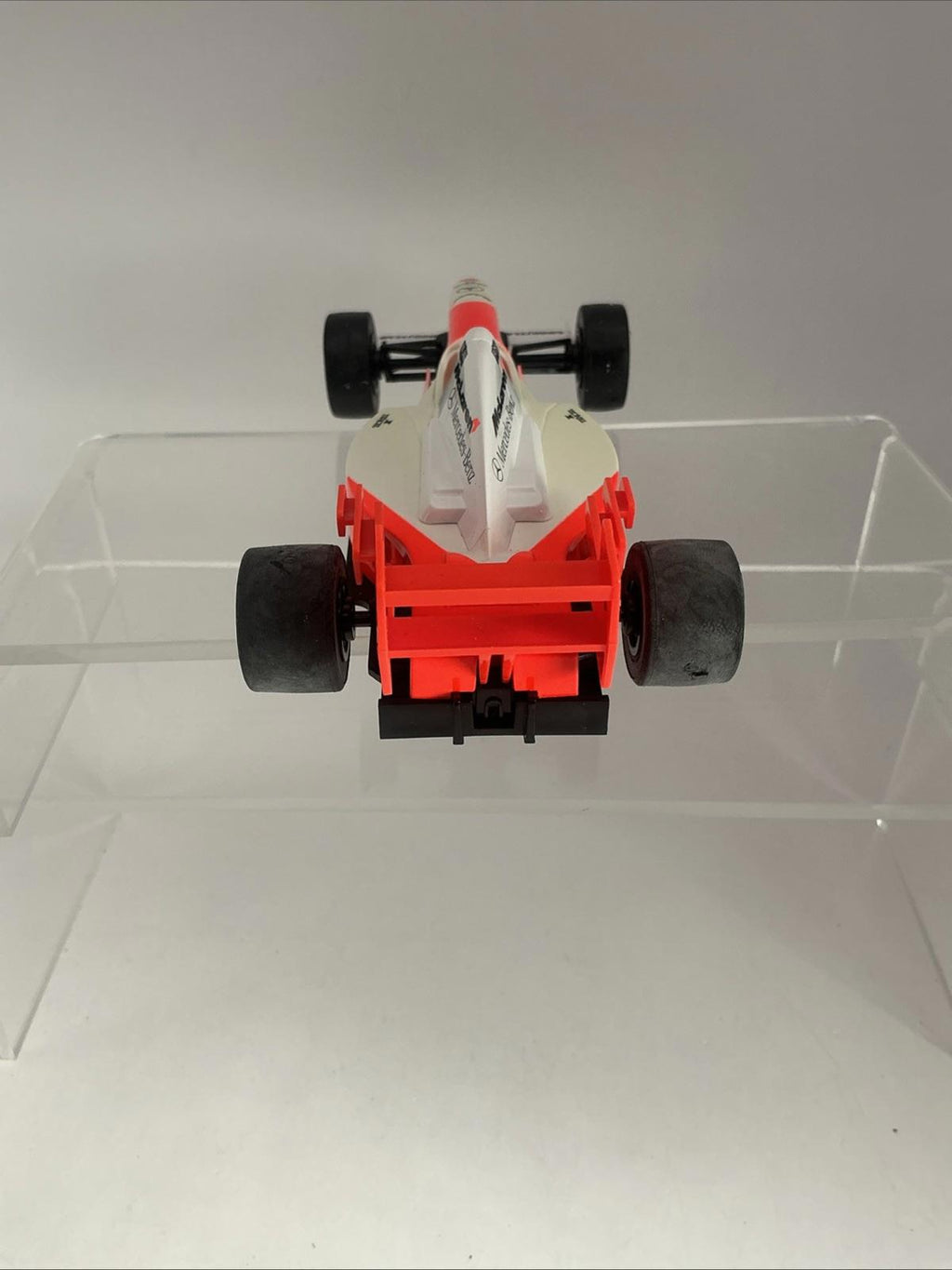 Scalextric C 2004 McLaren F1 No 8 VGC Blue Helmet Boxed Slot Cars
