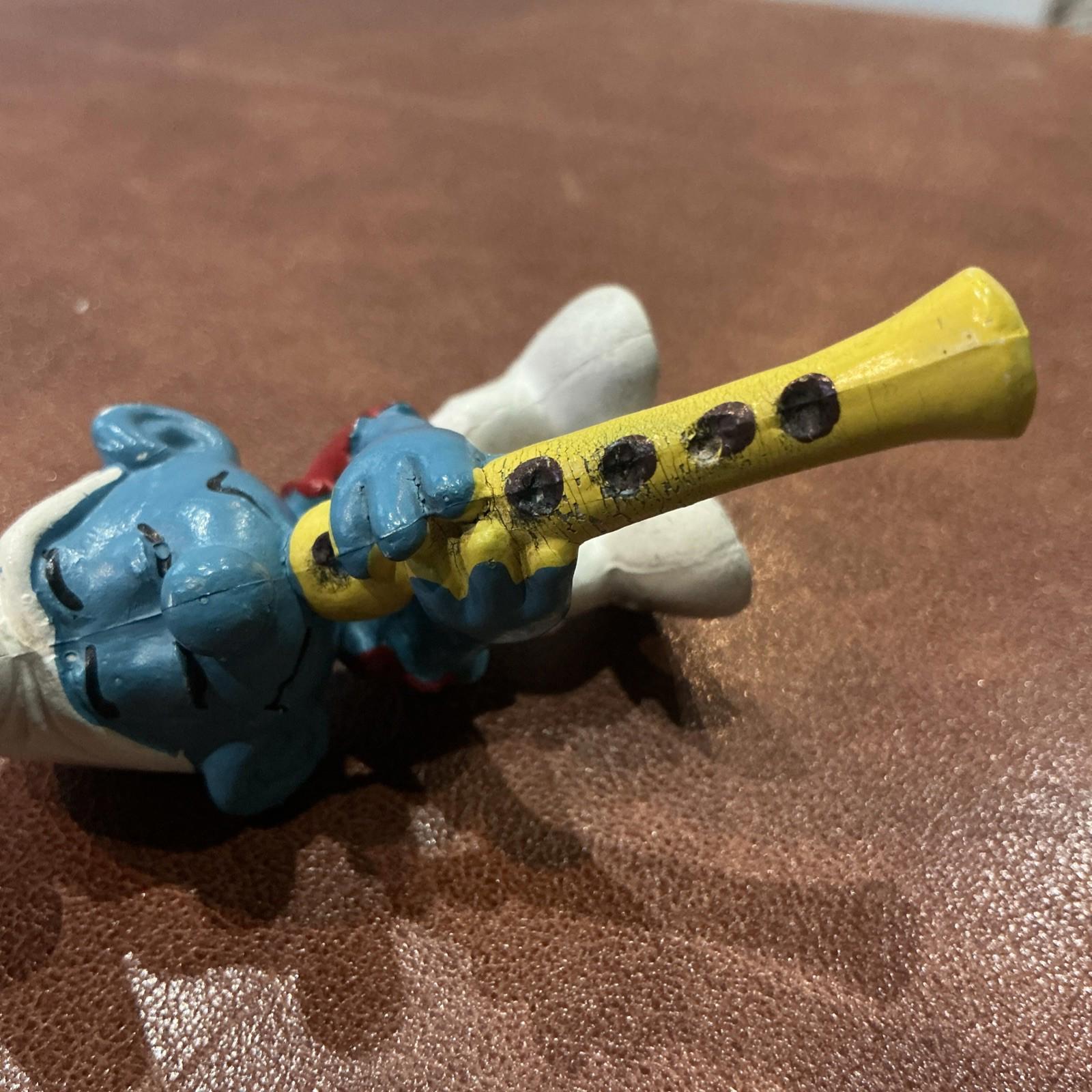 Vintage Flutist Smurf 20048 Collectable SM042